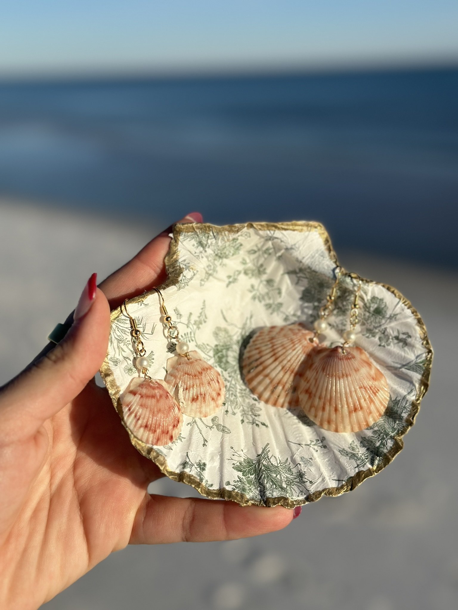 Dangle Shell Earrings