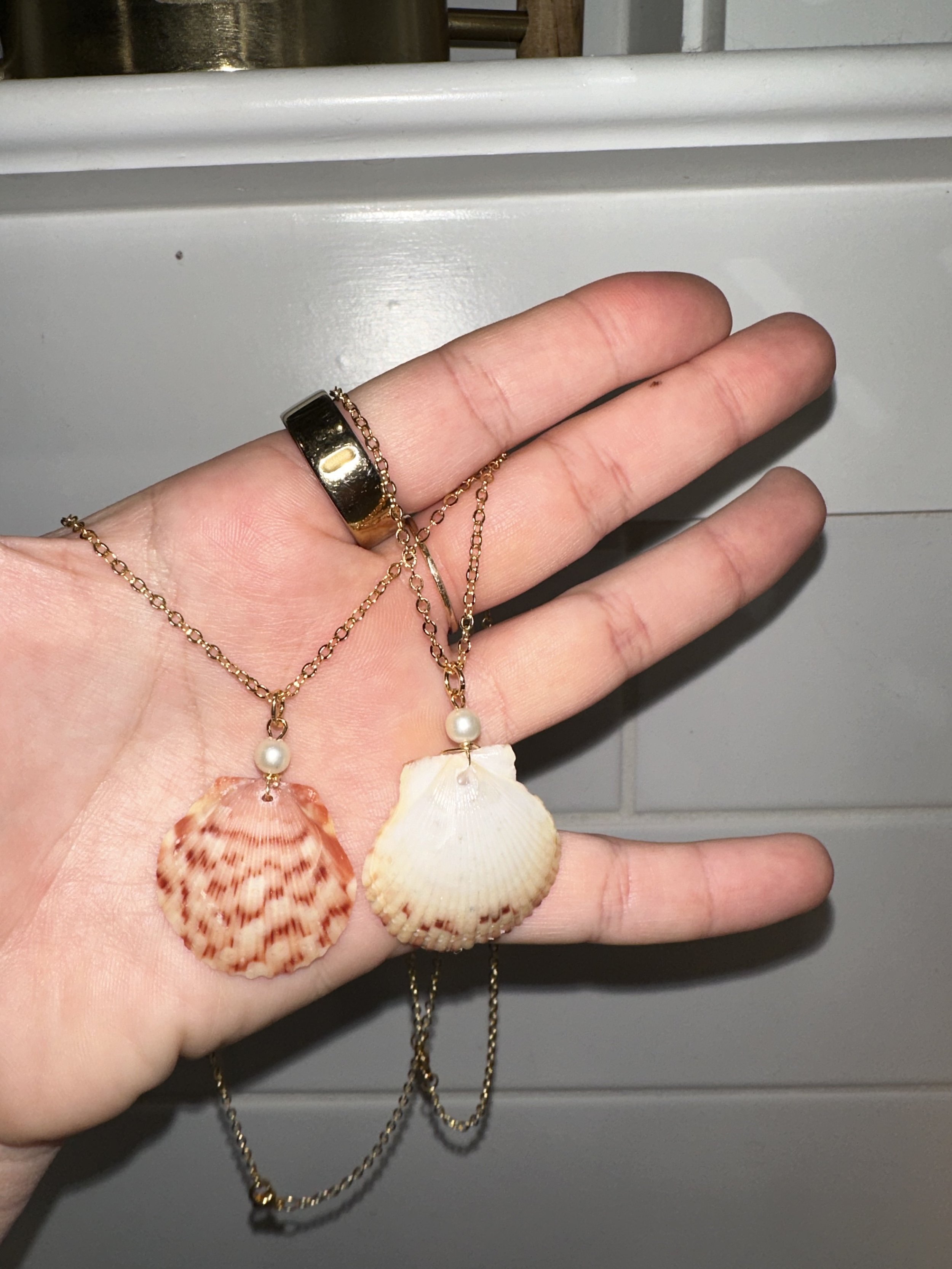 Gold Chain Shell Necklace