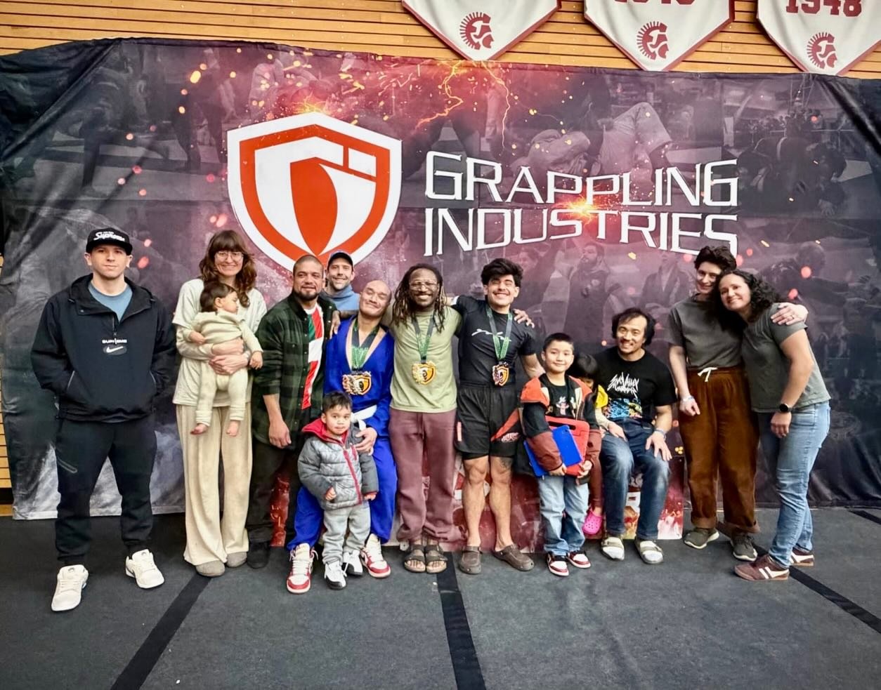 Congrats to @thepottedvegan @_mikeamaya_ and Daniel on their solid performance at @grapplingindustries Seattle over the weekend!! Lots to be proud of 👏🏼 Big thanks to coaches @lum_chris @dinpin01 @bornawerm and all those who came to support and get