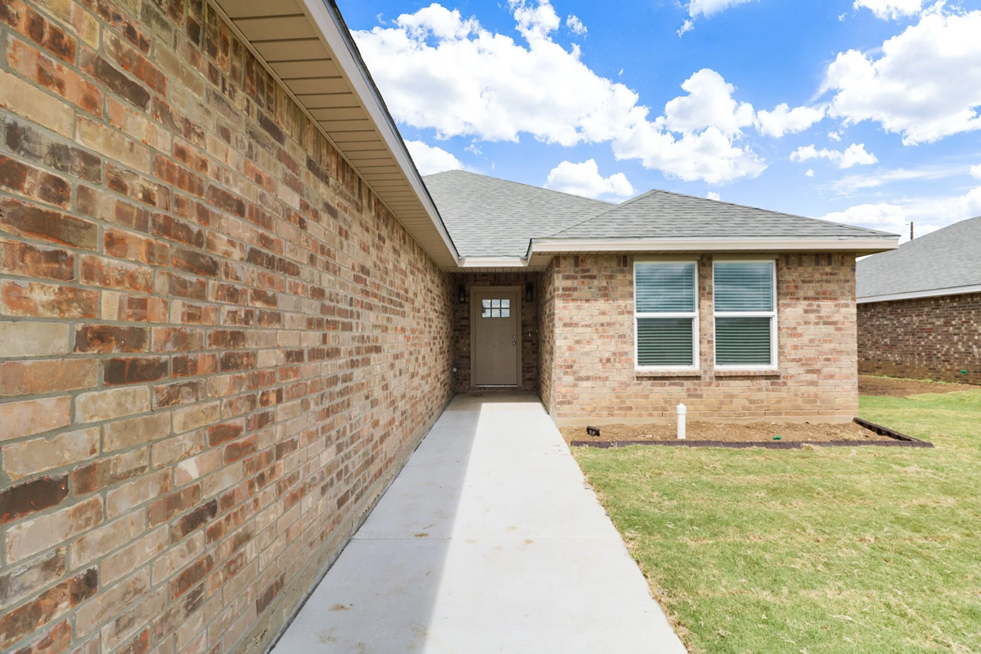804 Bella #BVD, Coleman, TX 76834