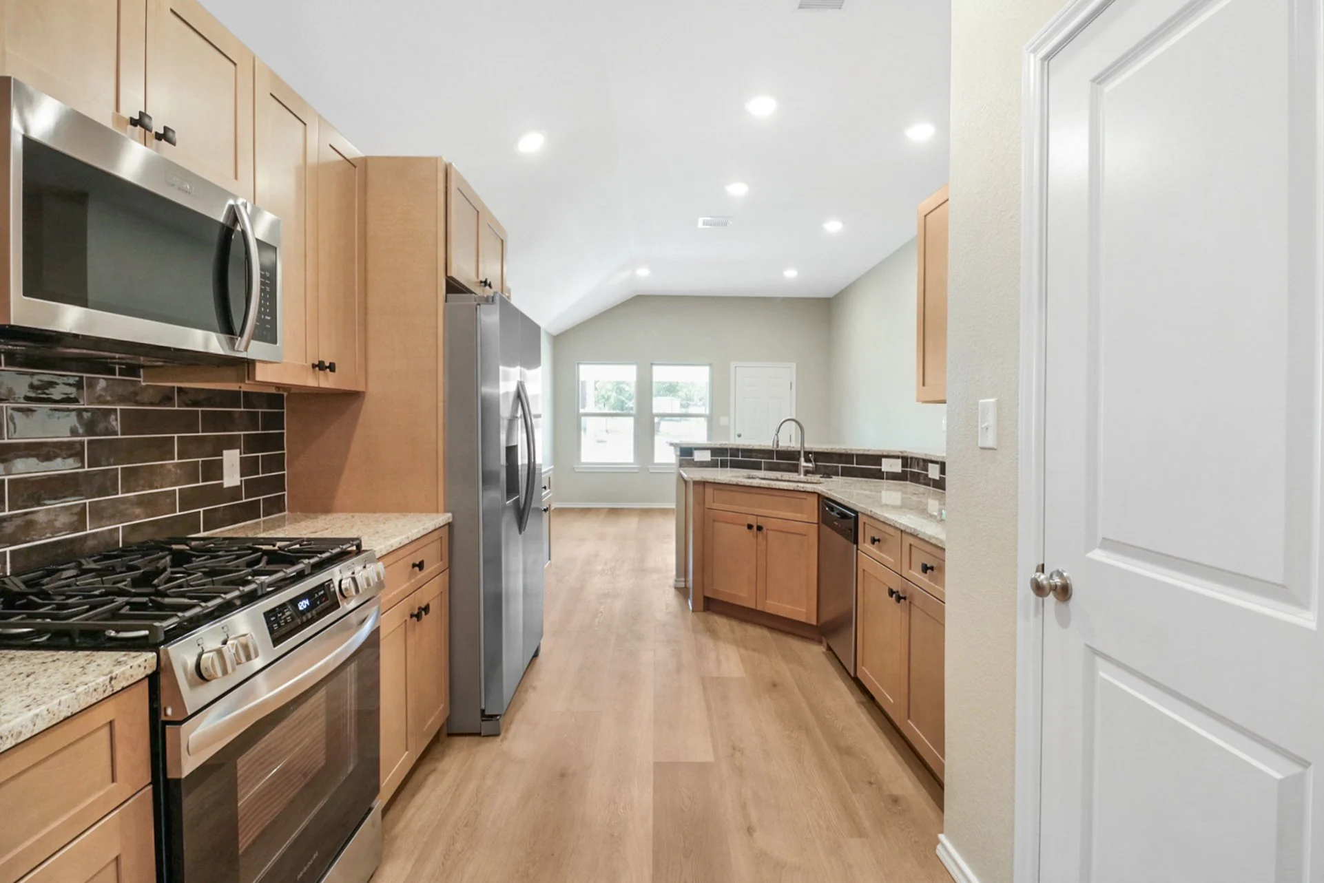 800 Bella Blvd, Coleman, TX 76834