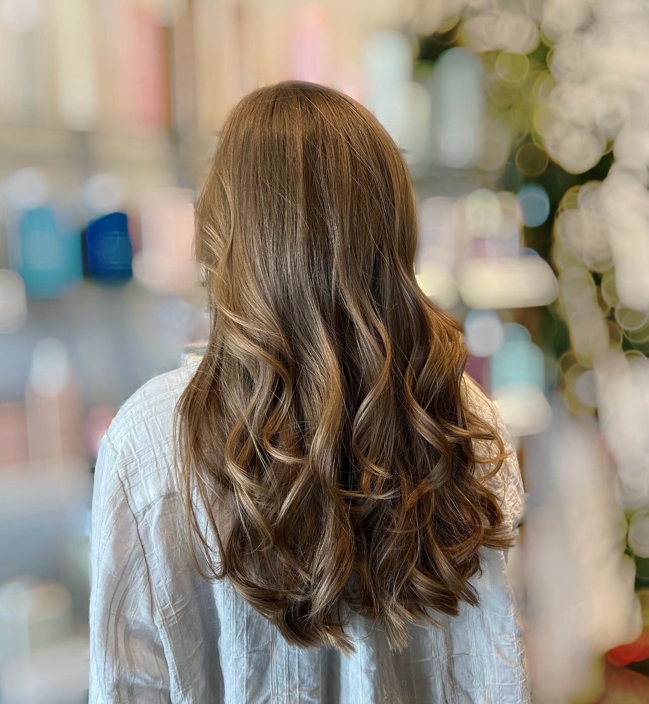 We love a big chop! Book your fall cut soon ✂️

#elizabeauty #lastylist #lahairdresser
#santamonicahair #estewartbeauty
#colorcorrection #westsidestylist
#brentwoodhair #venicstylist #haircut#fringesalon