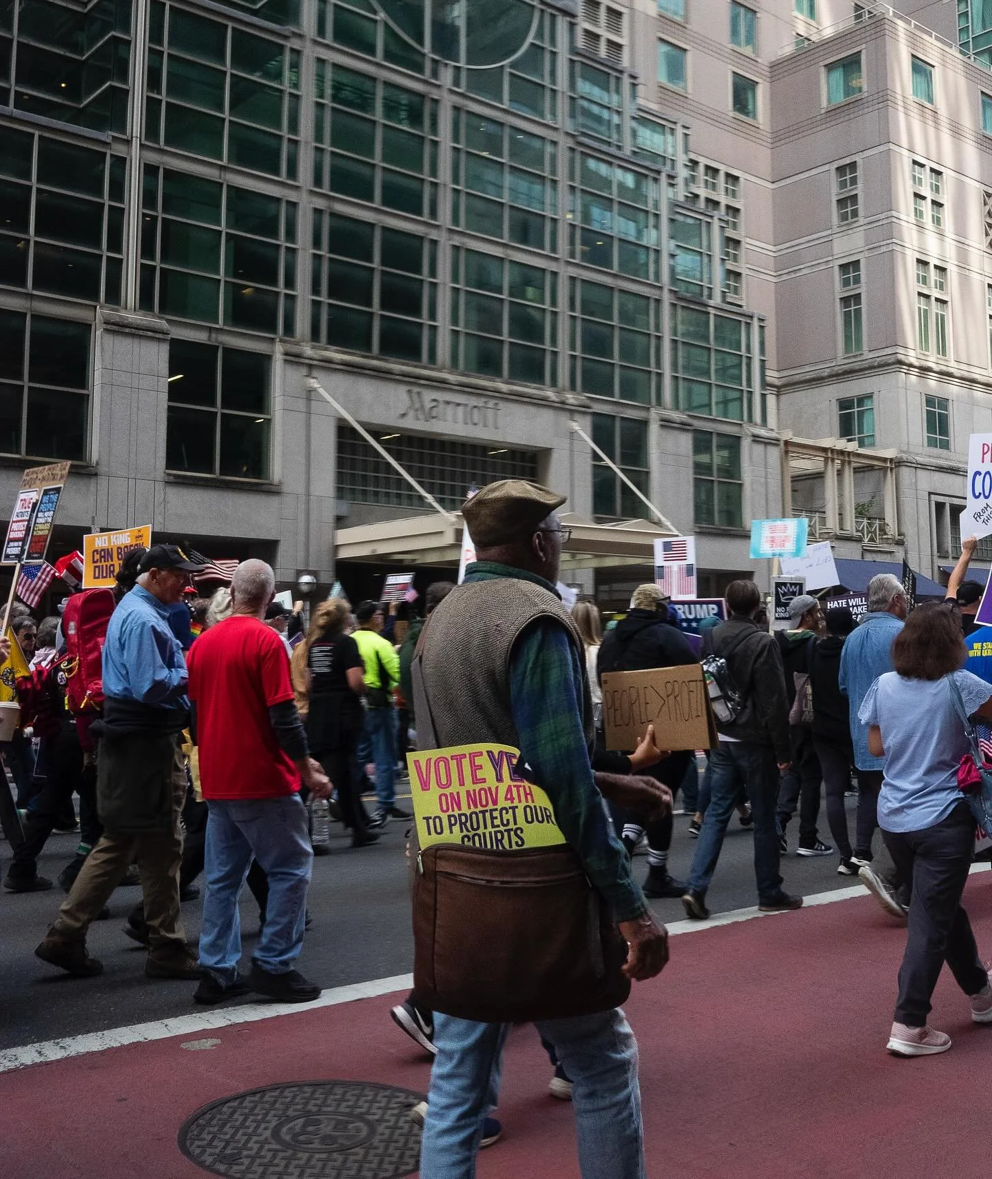 No Kings Day: Vote YES on November 4th 
+ large American Flag carried through the protest
-
#photography #photo #protest #nokings #patriotism #nokingsday #philadelphia #philly #phila #culture #america #usa #trump #fascism #antifascist #cityhall #vote