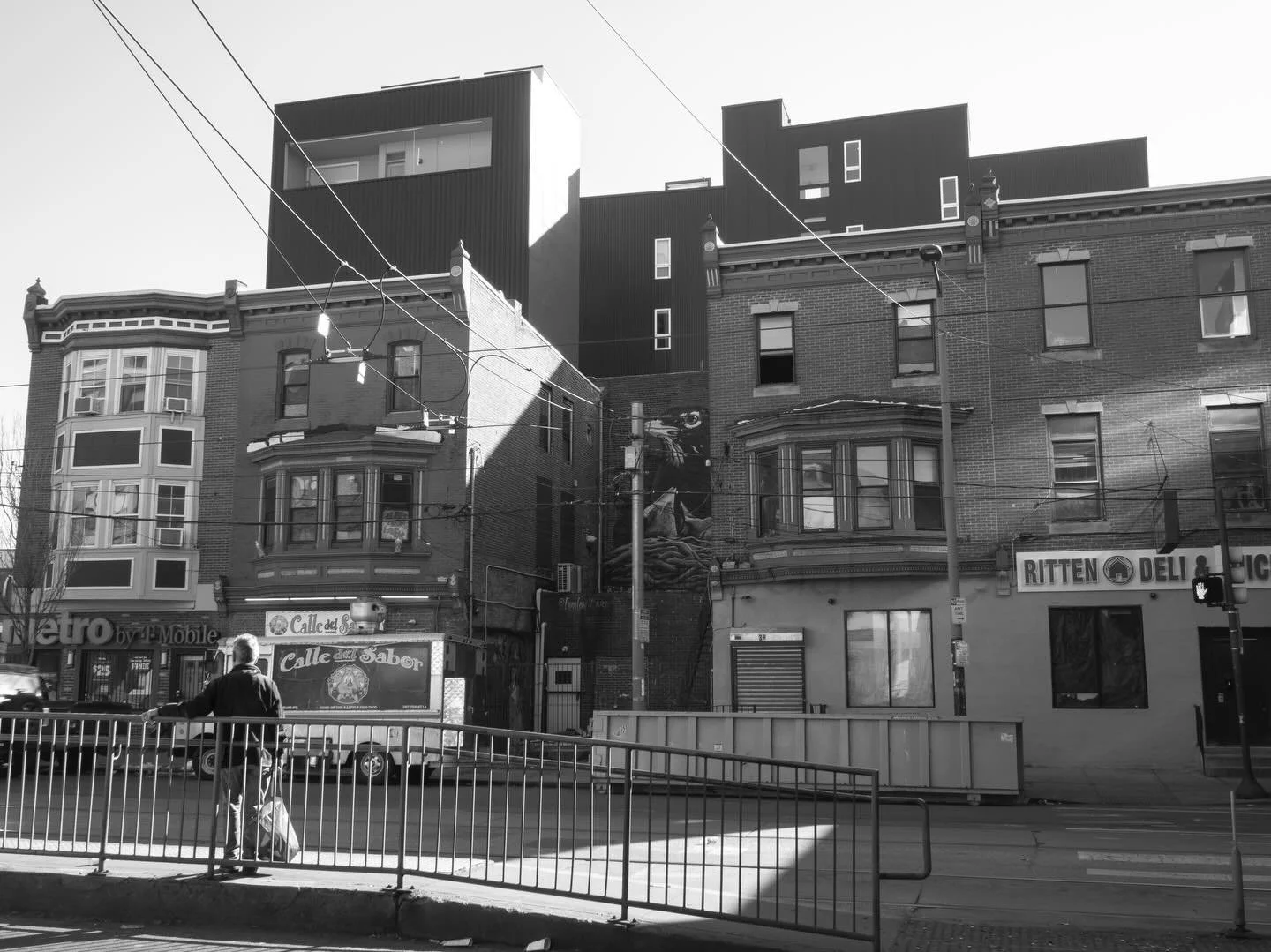 &ldquo;Grid 3&rdquo; 
-
This isn&rsquo;t the &lsquo;main&rsquo; version, I&rsquo;m doing something else with that:) I came here a month ago, saw this scene, and knew I needed to return with more time. This is one perspective and I like to think the m