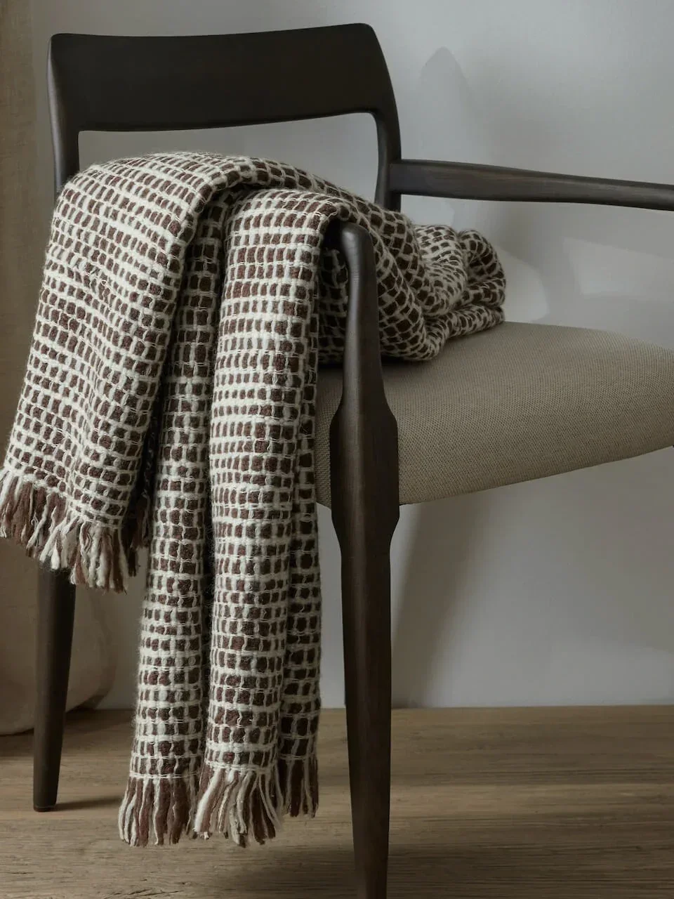 brown wool knit weave throw