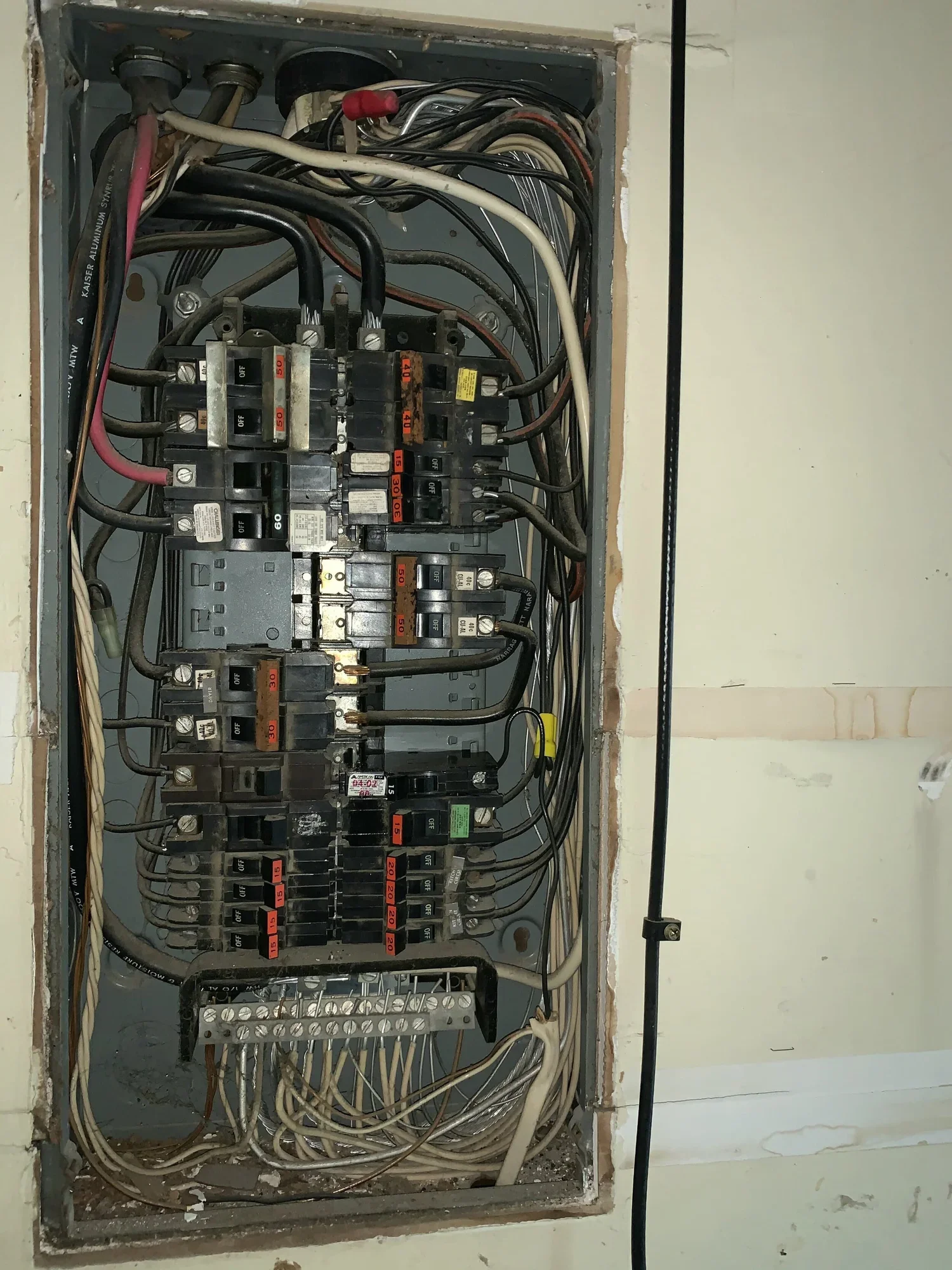 KEEP YOUR HOME SAFE: REPLACE FEDERAL PACIFIC AND ZINSCO PANELS