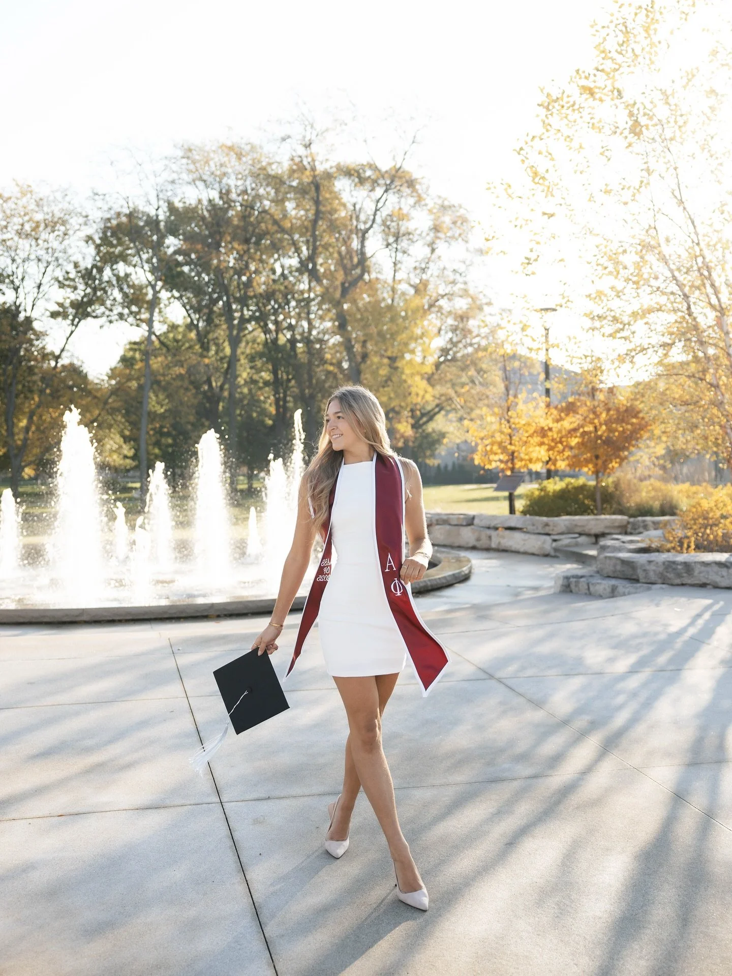 It&rsquo;s never too early to schedule grad pics! Now scheduling 2026 grads! ✨

Fill out the contact form in my bio to get on my schedule!