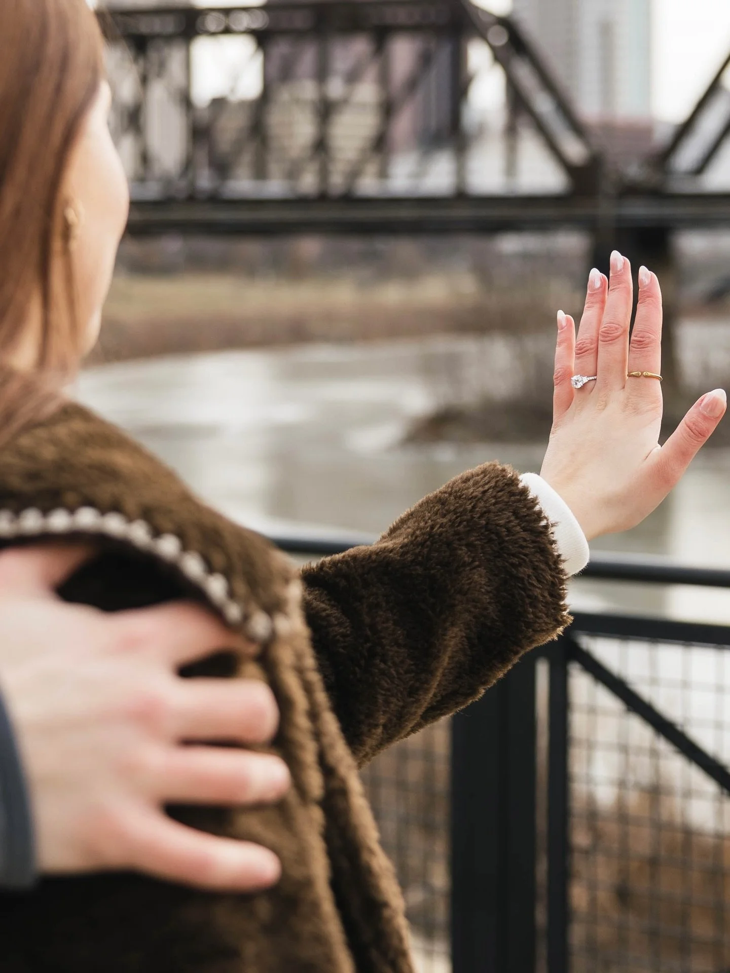 What started as a stroll into the city turned into a sweet forever 🏙️❄️

Thanks Kylie &amp; Drew for letting me be a part of your special day. Cheers to forever!

#ohiophotographer #ohio #photography #toledophotographer #columbusphotographer