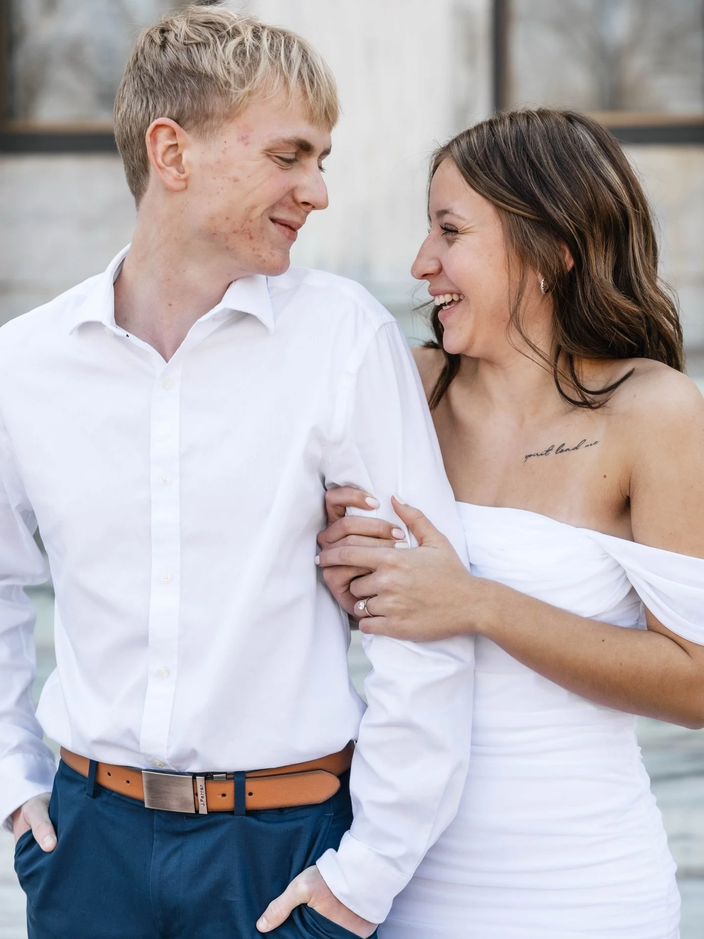 Manifesting sunshine and warm days like these🤍

#toledophotographer #columbusphotographer #photography #filmphotography #findlayphotography