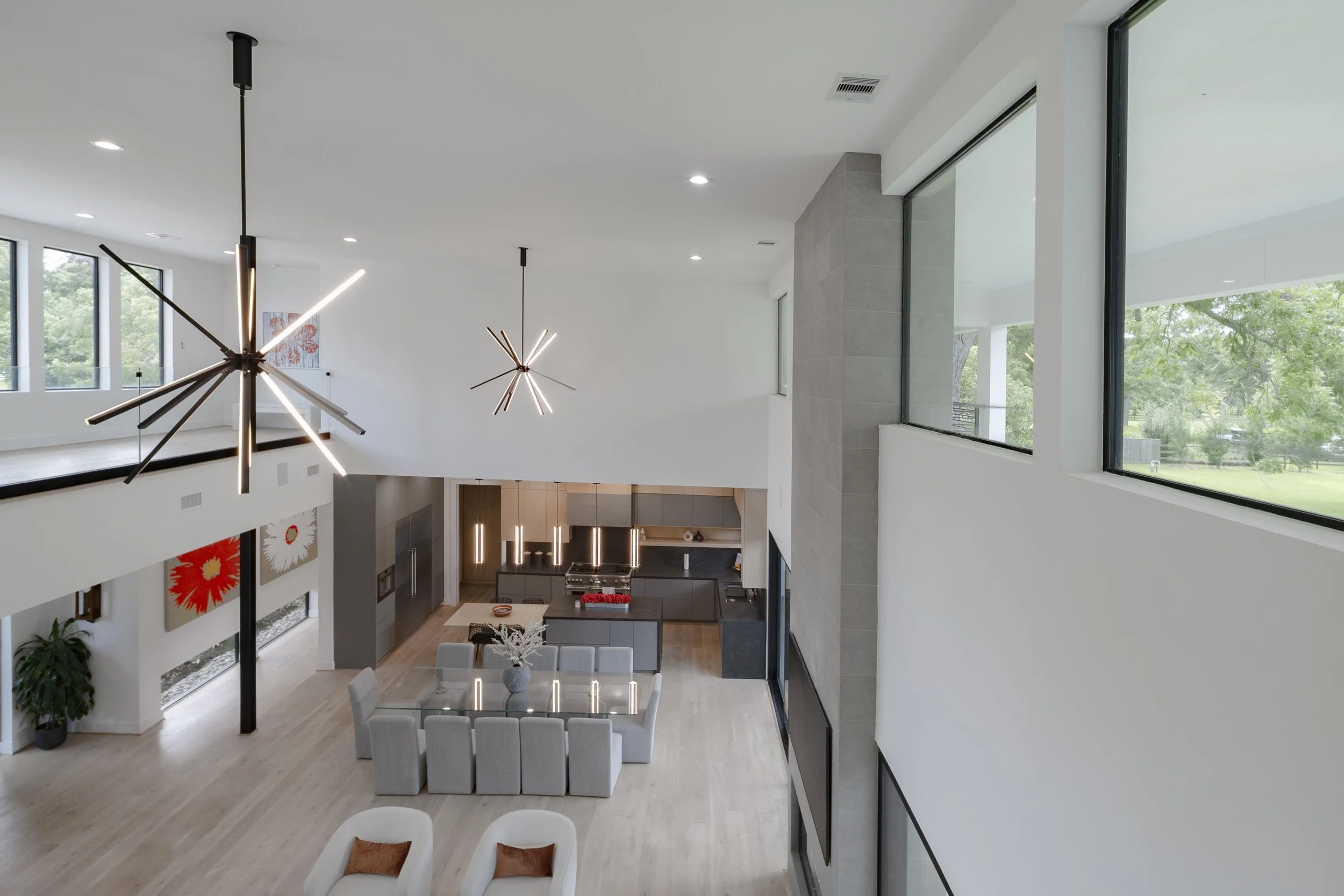 5210 Manor-28.jpg