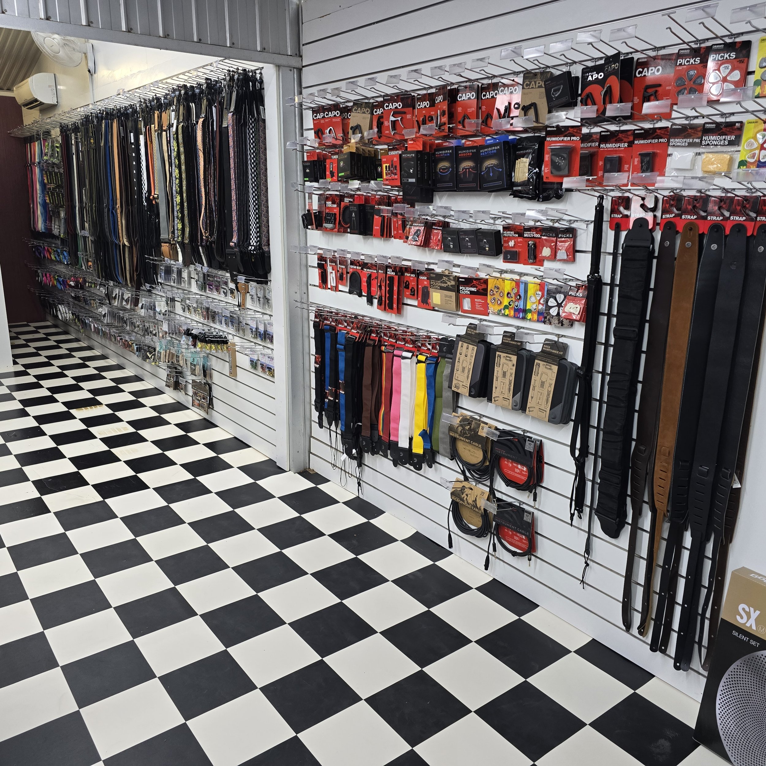 Accessory Wall 2.jpg