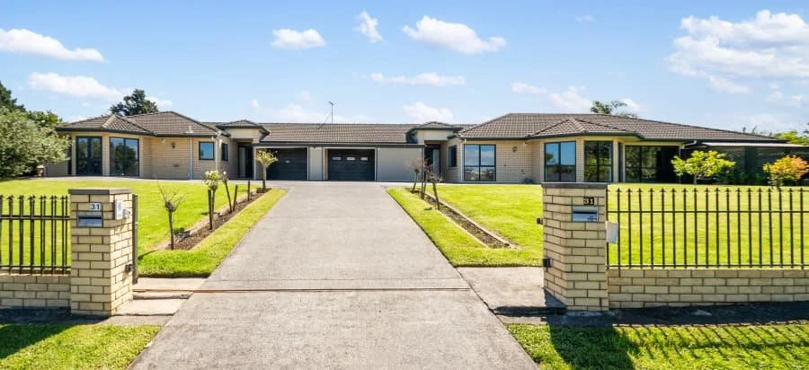 31 lough bourne.jfif