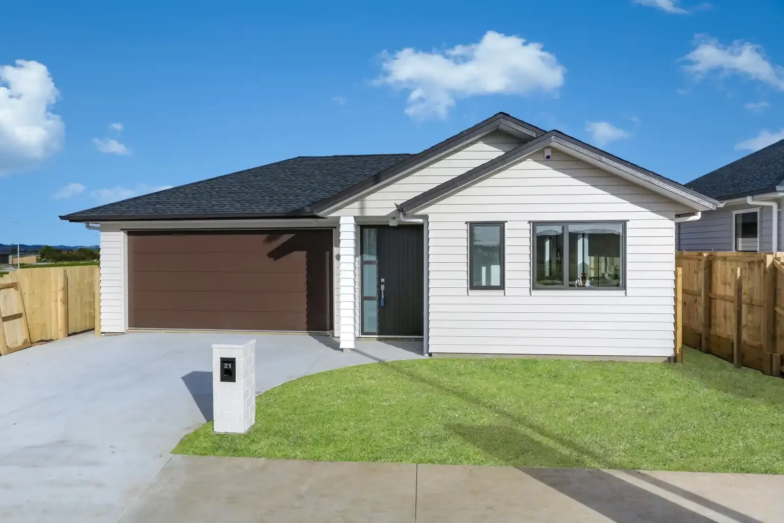 12 Huamanu Sreet Amar Harcourts