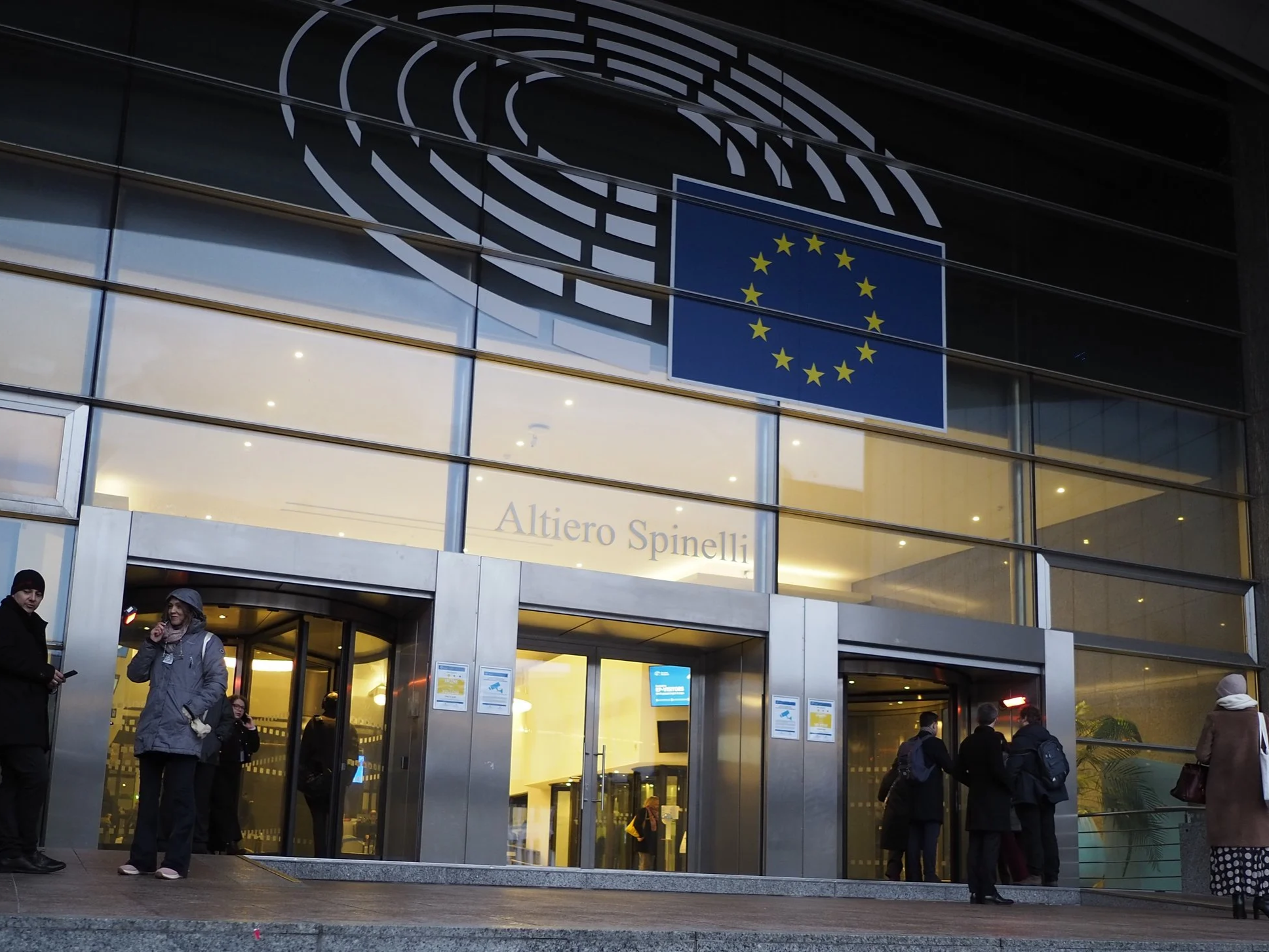 Osasto Savukoski Euroopan sydämessä: DocWerstas vieraili Mika Aaltolan kutsusta Brysselissä