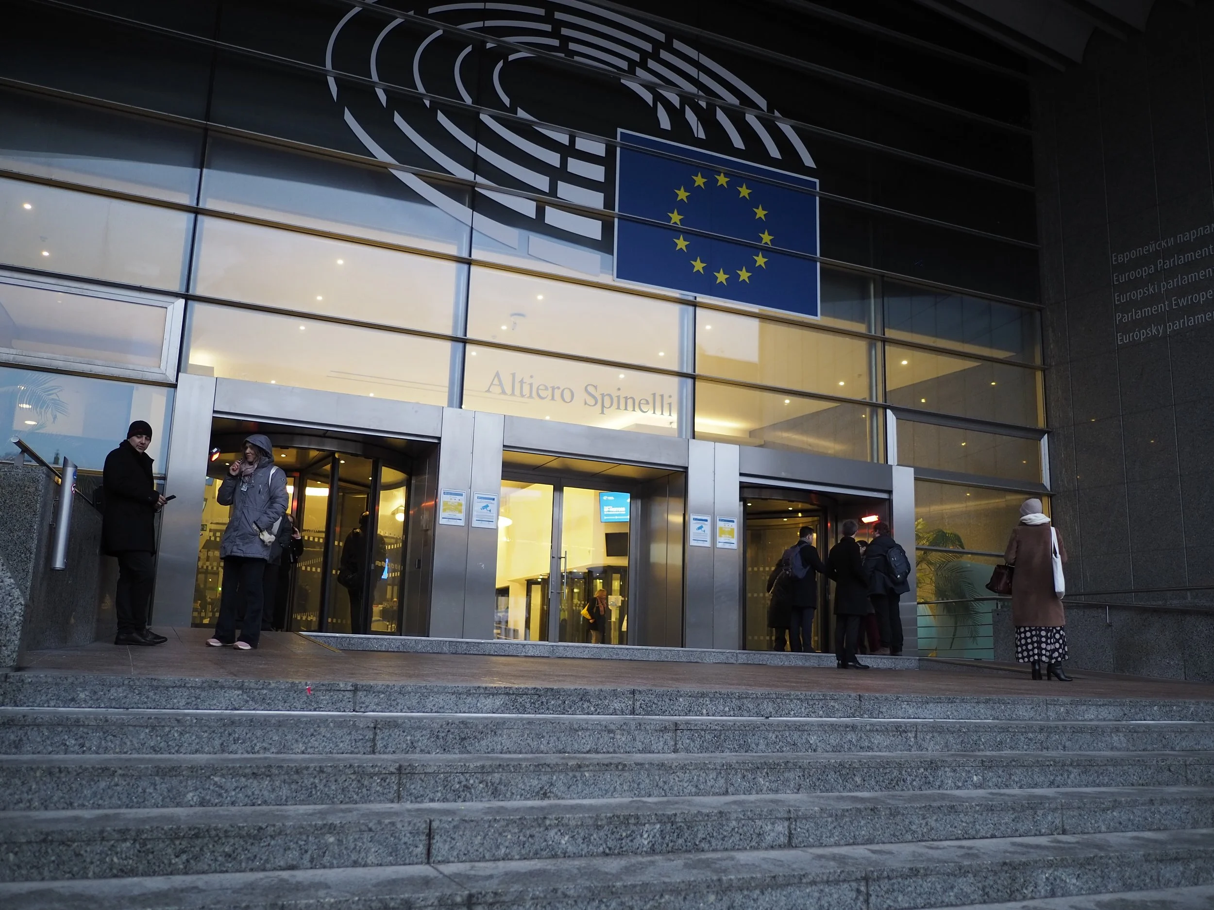 Docwestas kävi esittämässä dokumentin Osasto Savukoski partisaanien jäljillä Euroopan parlamentissa