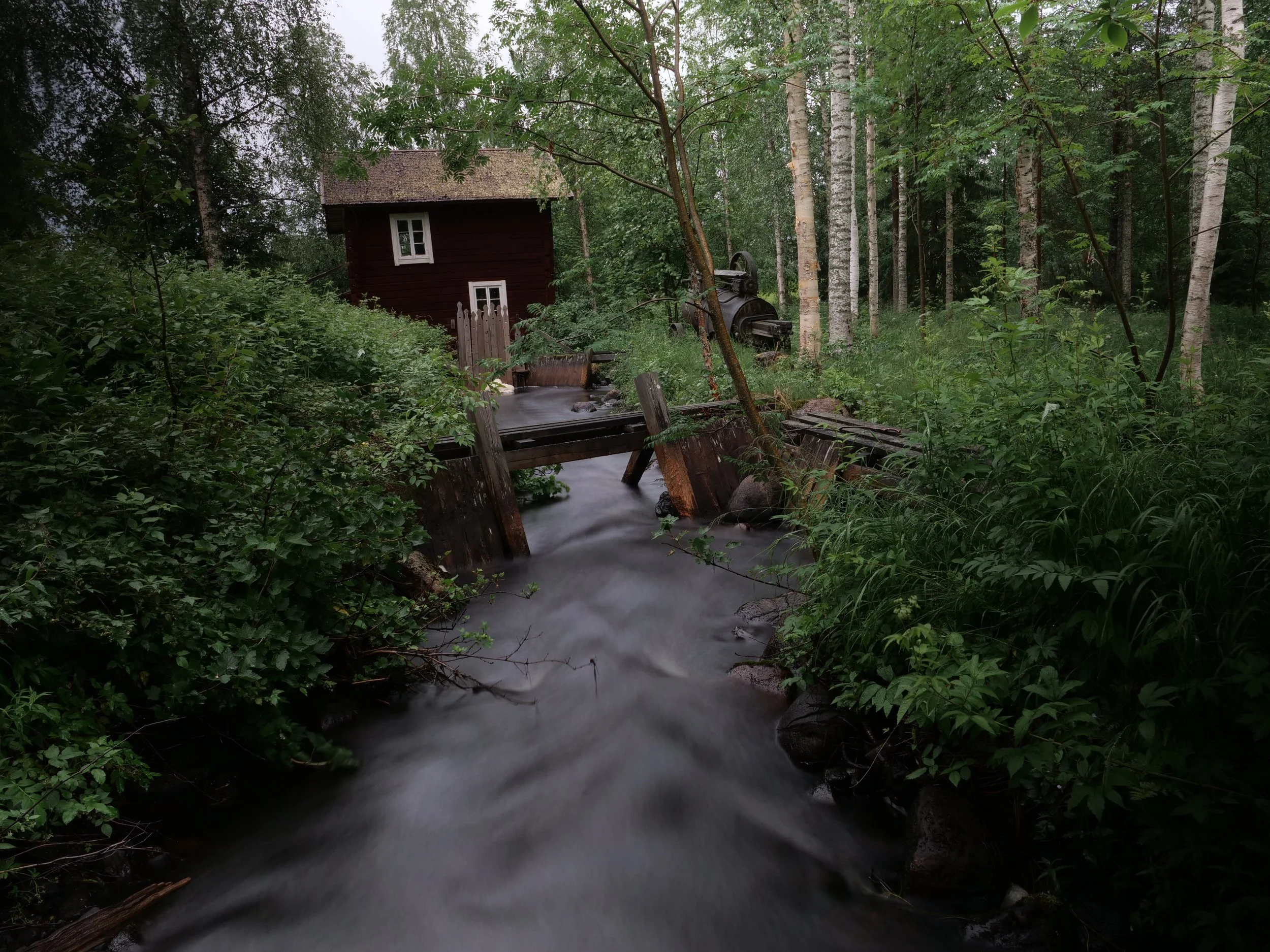 Sinettä - Seitajärven partisaani-iskujen muistotilaisuuden kuvausten aikana Osasto Savukoski projektiin.