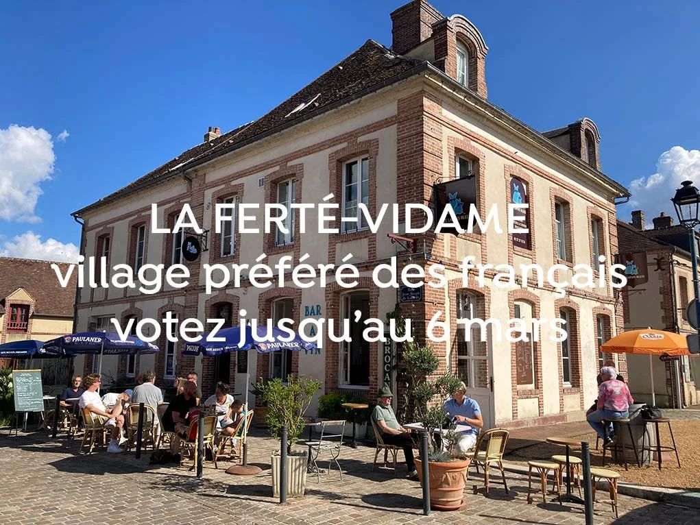 On a vu passer des commentaires du type :

&ldquo;&Agrave; part un ch&acirc;teau en ruine&hellip; il y a quoi ?&rdquo;

Il y a un endroit qui ne cherche pas &agrave; faire semblant.

Il y a un immense parc, des ruines qui racontent quelque chose, une