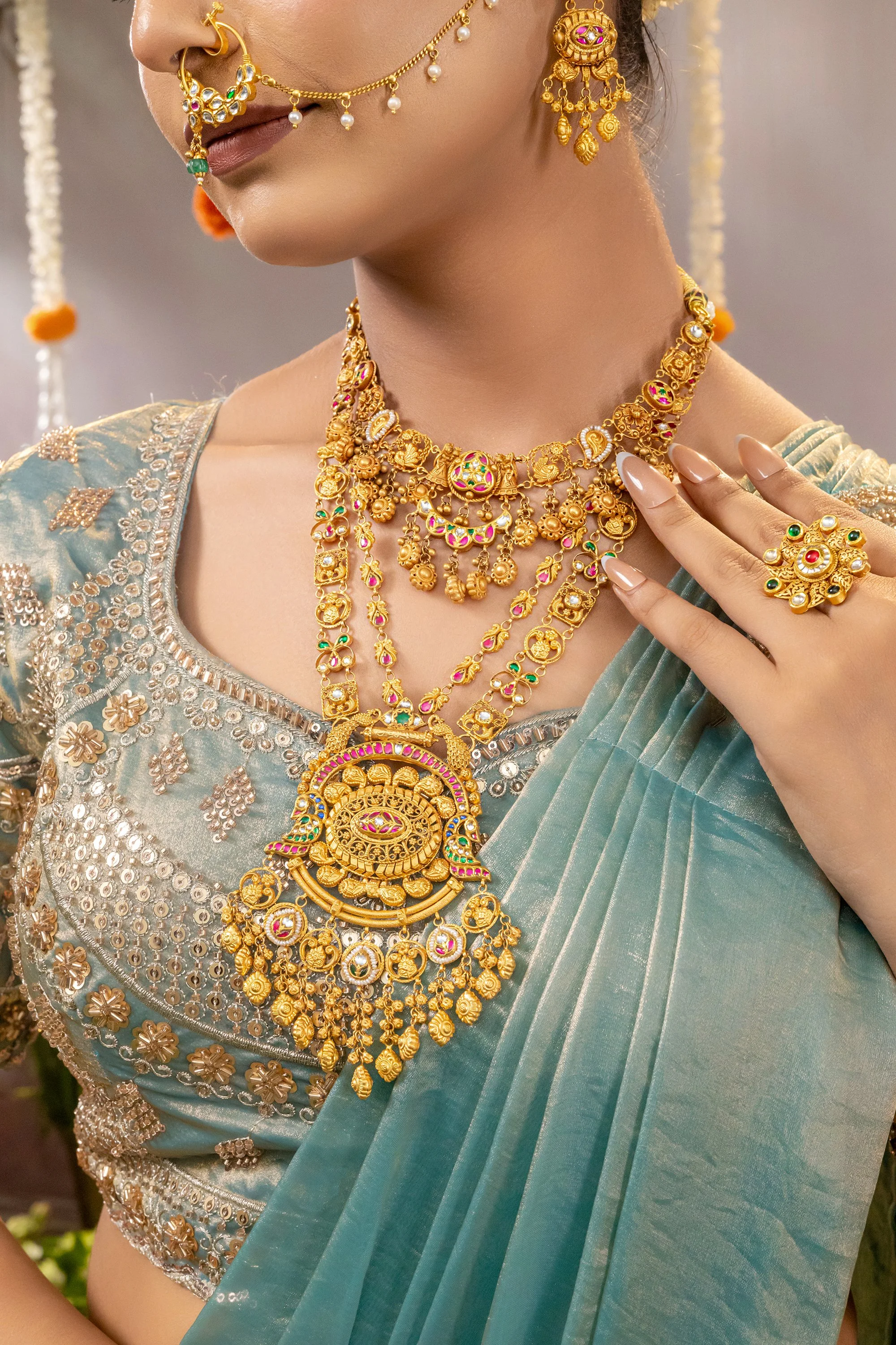 Gold Jewellery Shoot Campaign by Papaya Production