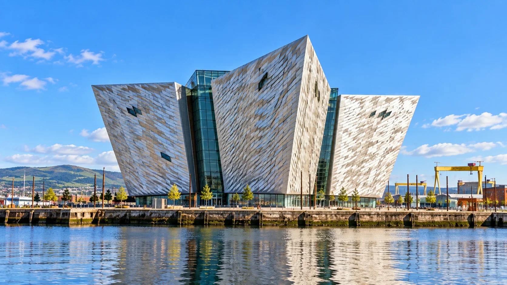 Coach and minibus hire in Belfast — Private Charter Group