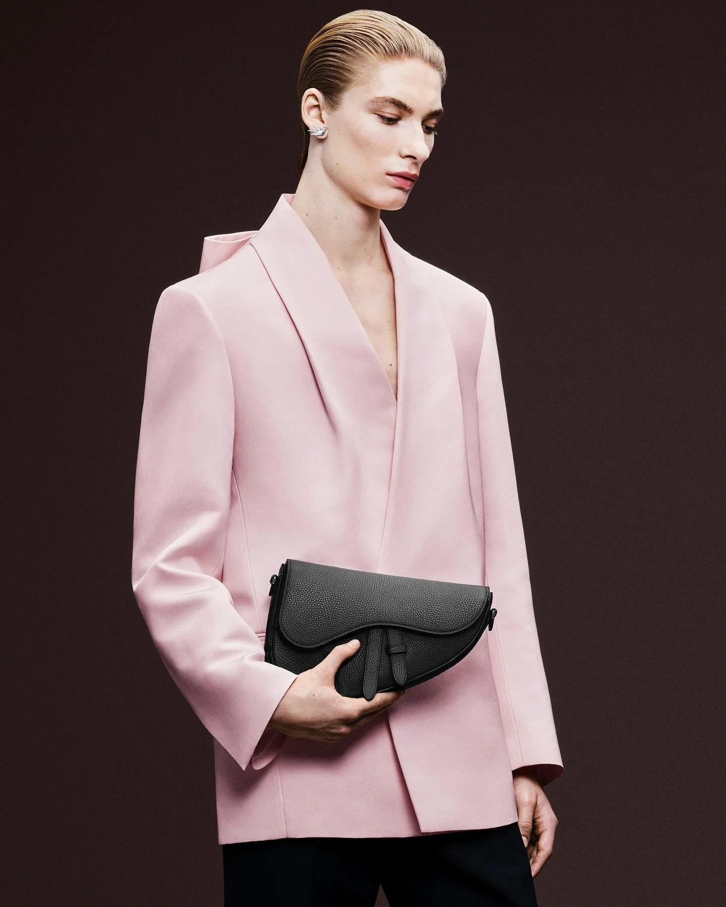 dior_1755964800_3704073347674585542_550072490 (1).jpg