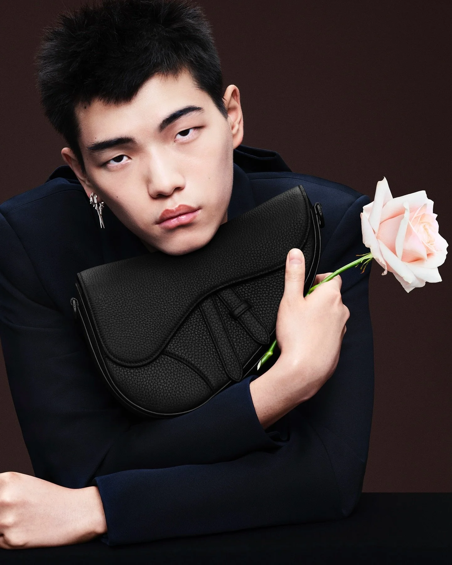 dior_1755964800_3704073347380982416_550072490.jpg