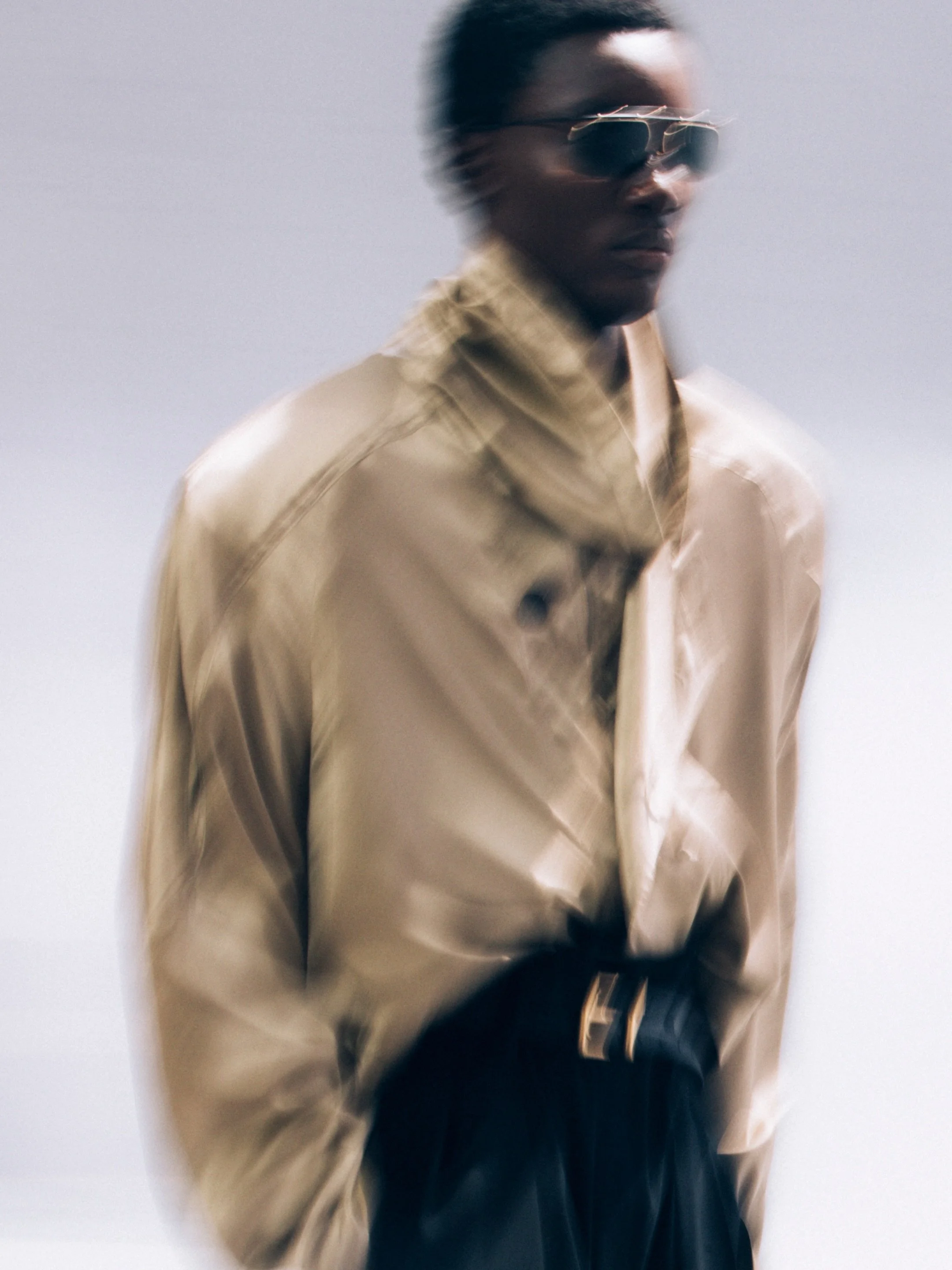 ysl_1782497716_3928197972840223641_20032127.jpg