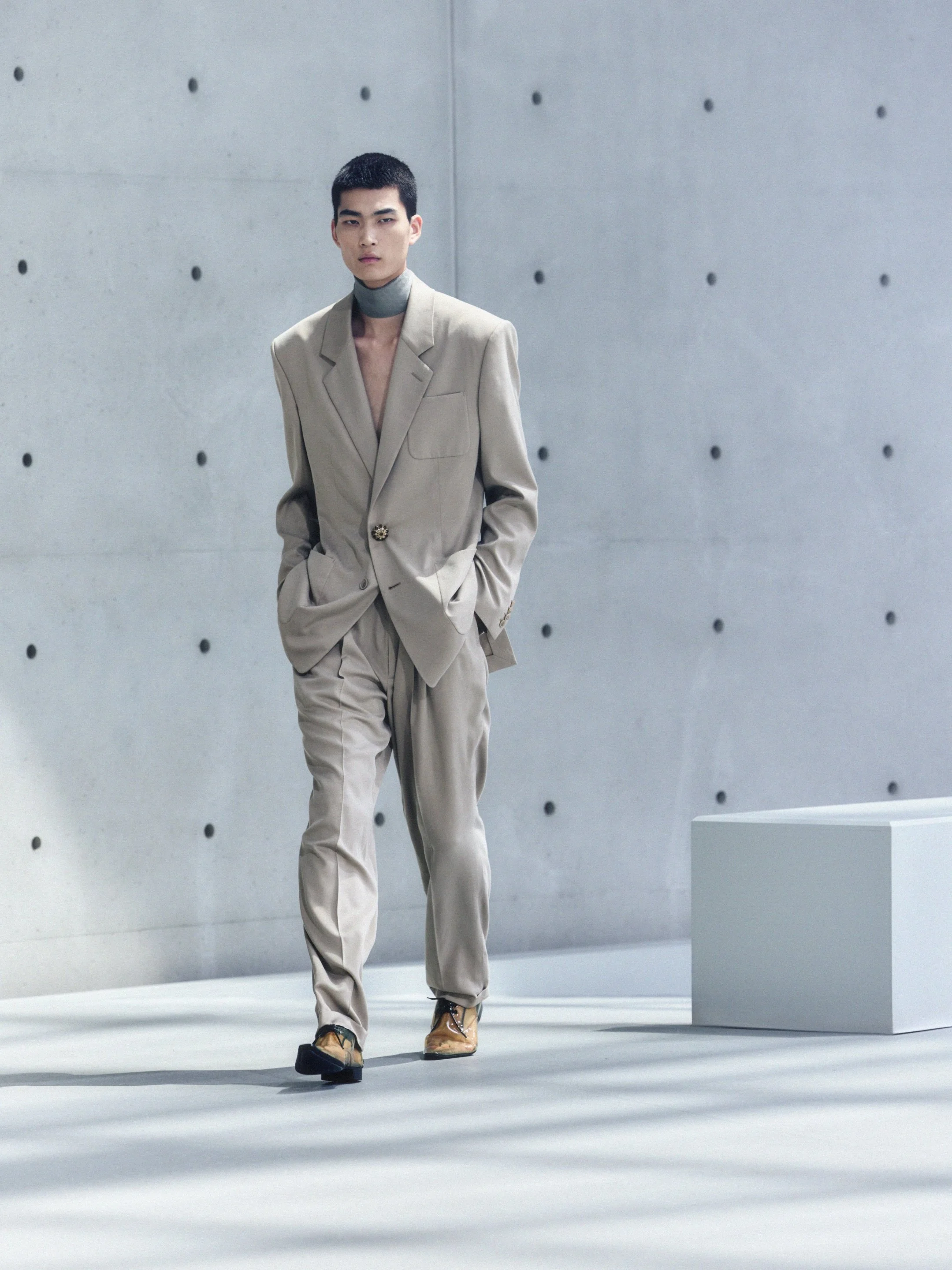 ysl_1782497626_3928197238333756001_20032127.jpg