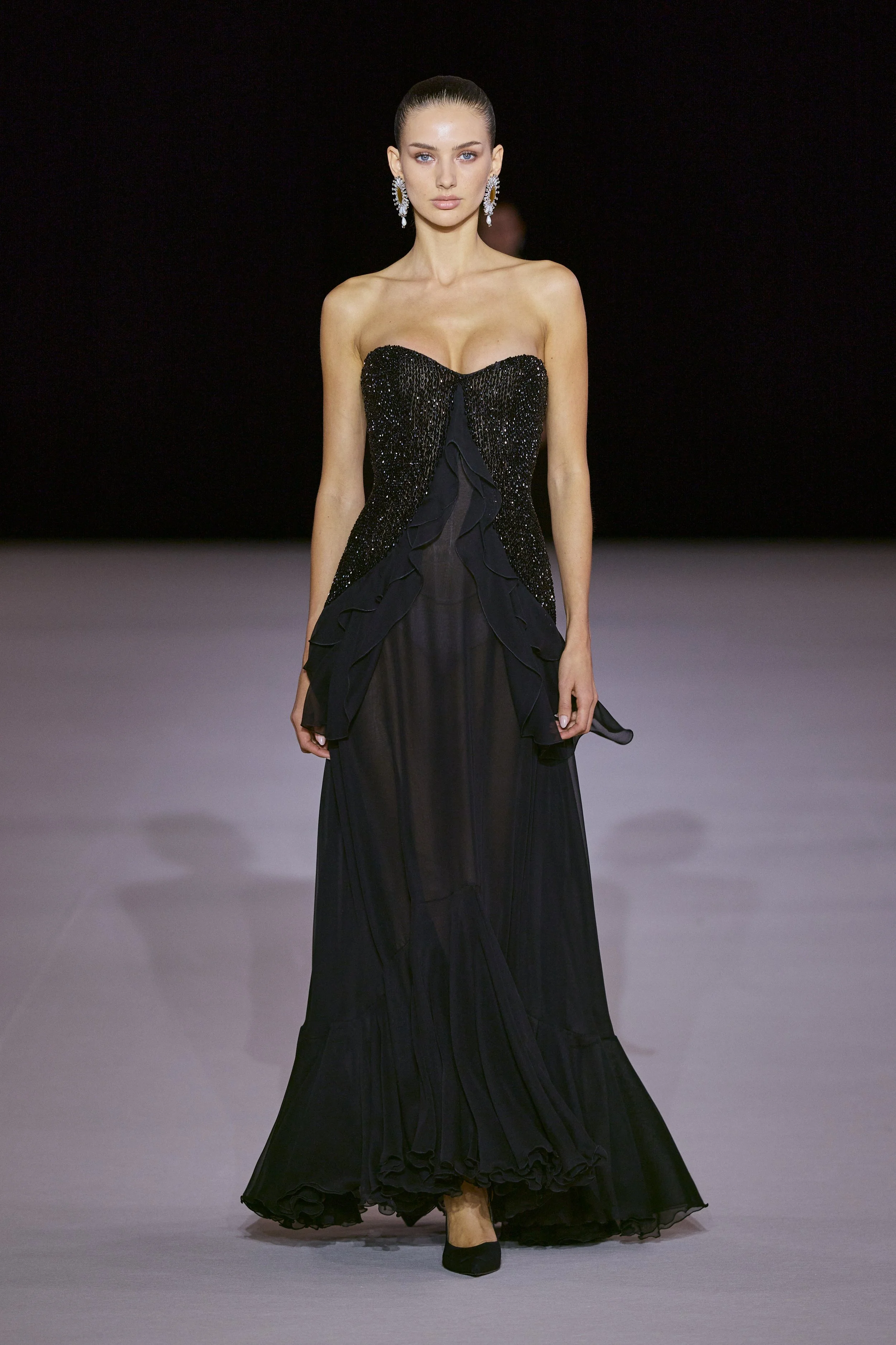 Hobeika_ss27_runway_press_look16.jpg
