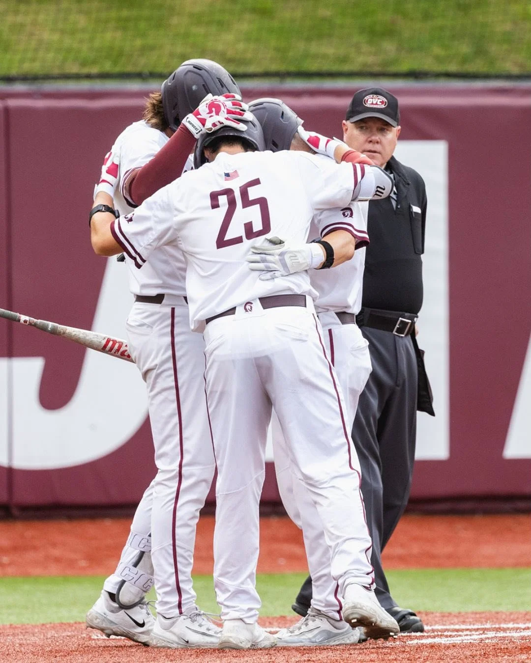 UA Little Rock Baseball 🆚 Arkansas State 04/29/2025

#littlerock #ualittlerock #arkansasstateuniversity #littlerocktrojans #baseball #sportsphotographer