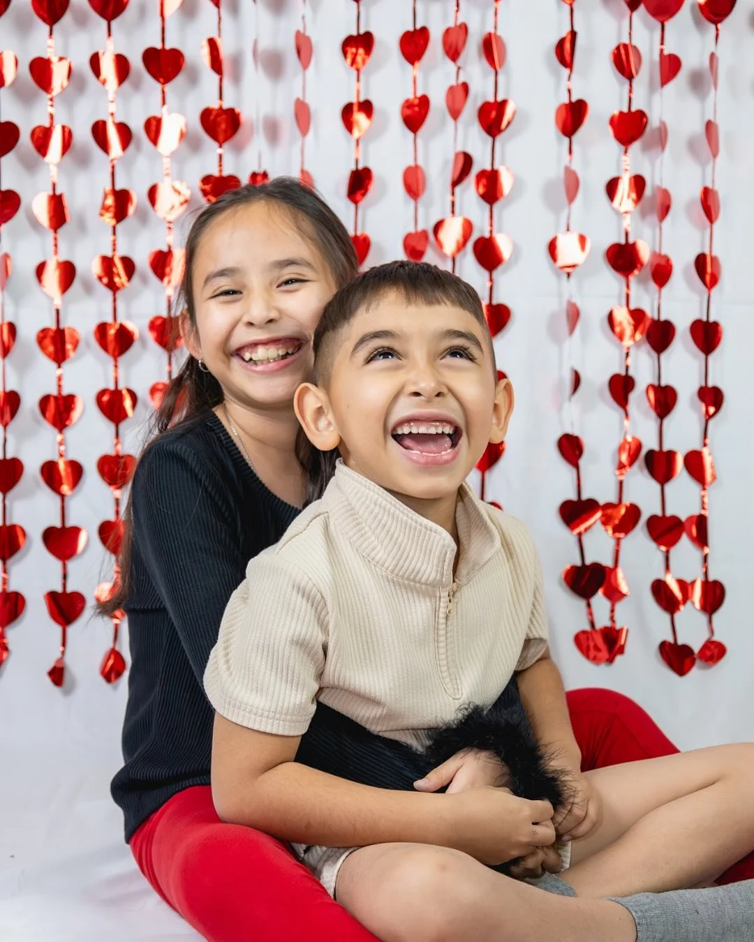 Flashback to our awesome sibling Valentines session a few months back!

#familyphotoshoot #siblings #valentinesday❤️ #valentinesminisessions #arkansas