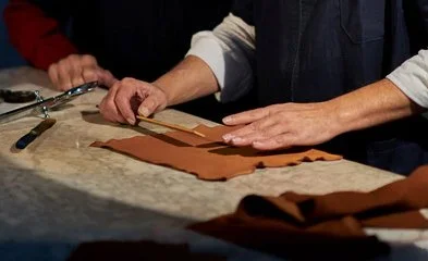 How Our Gloves Are Hand-crafted In Naples