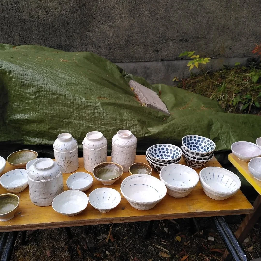 Herbstmarkt auf dem @mooshof.lenzburg!
Im Gep&auml;ck frische #kimchipot aus dem Holzofen, neue L&ouml;ffeli mit Seejungfiguren und Rockpl&auml;ttli mit Stiefeln.

16.11.24 - 08.30 - 14.00
Mooshof in Lenzburg 

Freu mich auf Besuch&hearts;️