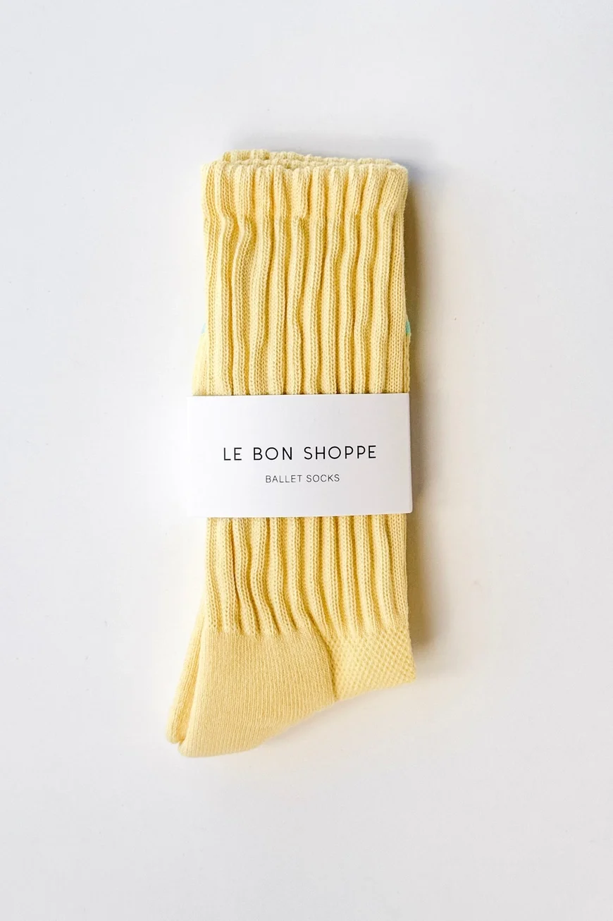 2 Pale Yellow Ballet.webp