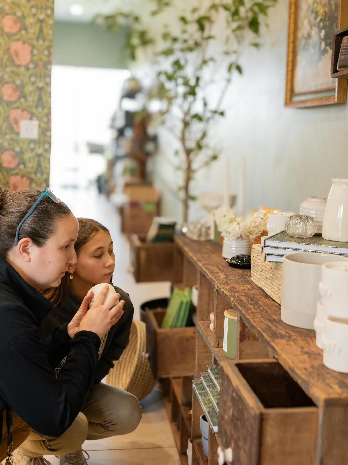 Have you been to the shop lately?
We are constantly adding new {amazing} products, fresh flower bouquets, and fresh smiles! 

We always have grab-and-go flower 💐 and arrangements ready to take with you to take home for yourself, or give to someone t