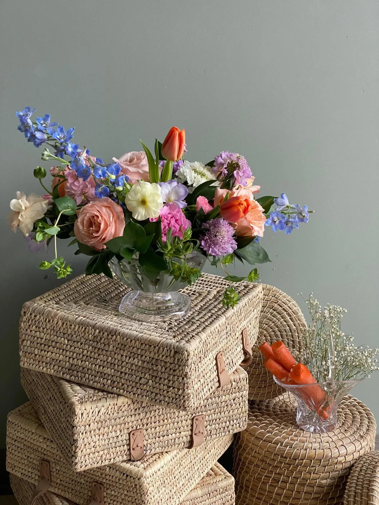 Spring has officially bloomed at Bouquet of Granger! 🌷 

Our Easter menu is here, and our Small + Large Easter Centerpieces are a classic choice this season, for those wanting to adorn their tables with fresh, spring blooms and cheerful Easter vibes