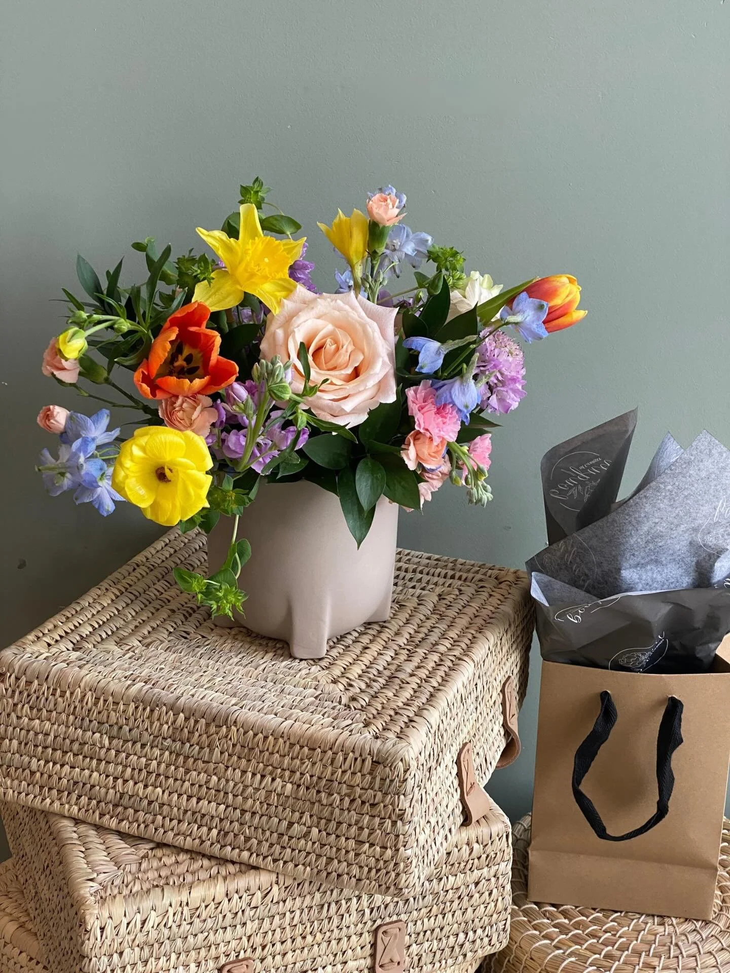 Easter is FIVE short days away! 🐰

If you&rsquo;re not hosting this year, now is the time to think about what to bring to the Easter table. The answer is obvious&hellip;Our Easter Hostess Arrangement! This cutie brings the right touch of spring exci