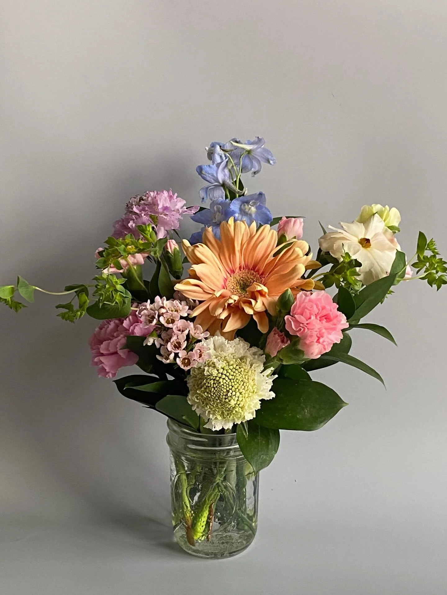 Need spring break plans? Bouquet of Granger has you covered. Bring your littles into the shop the week of April 6th for a workshop! 🌸

🌷 Mini + Me Flower Design Workshop: Kids + Adults! | Wednesday 4/8 from 11AM-12:30PM **perfect for ages 6-10

🌷 