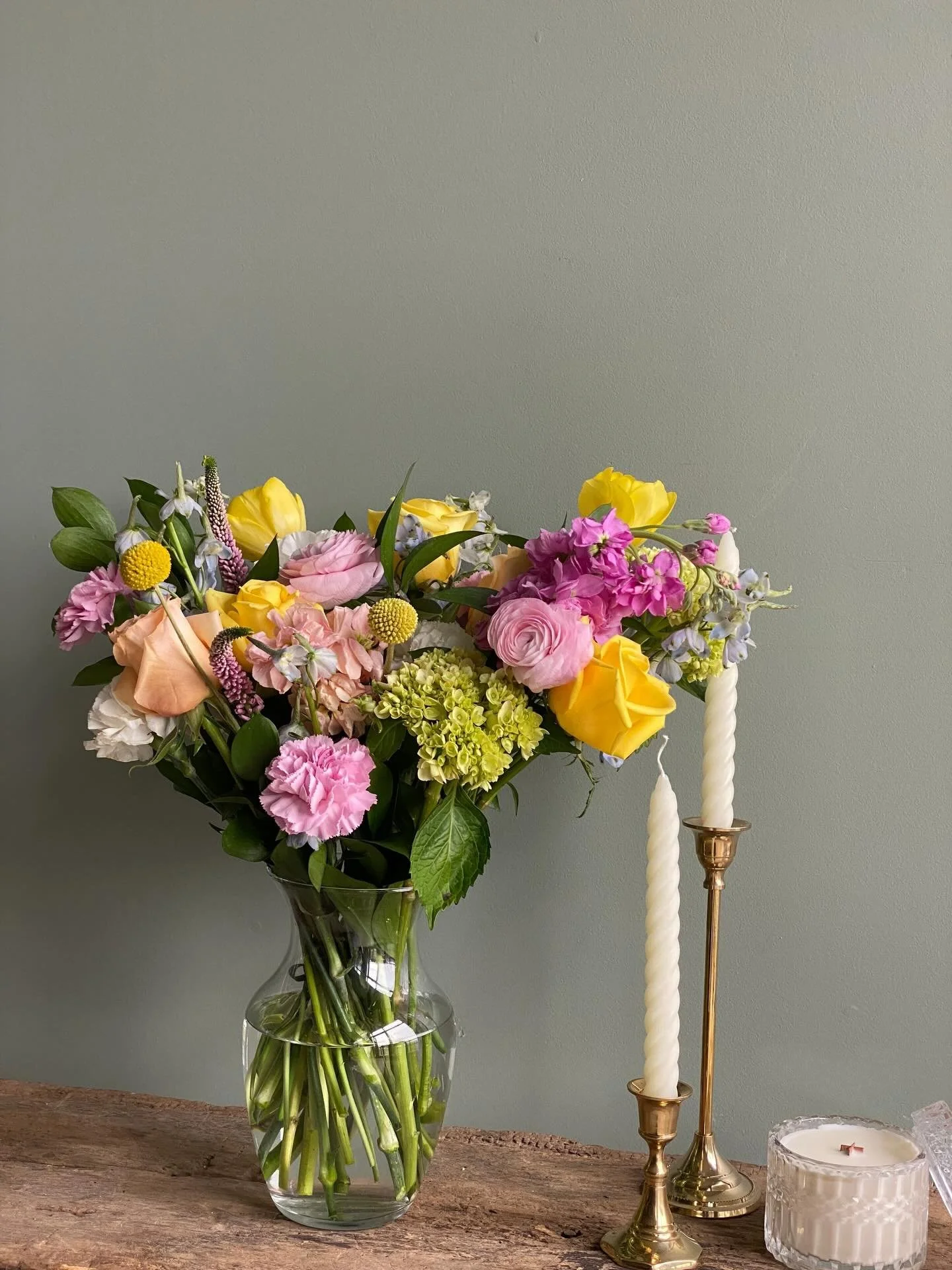 Soft florals, for the strongest woman you know! 🌸✨

Our She&rsquo;s Actually Supermom arrangement is the perfect way to show your appreciation this Mother&rsquo;s Day, with a vibrant mix of flowers as beautiful and effortless as she is. 

Make Mothe