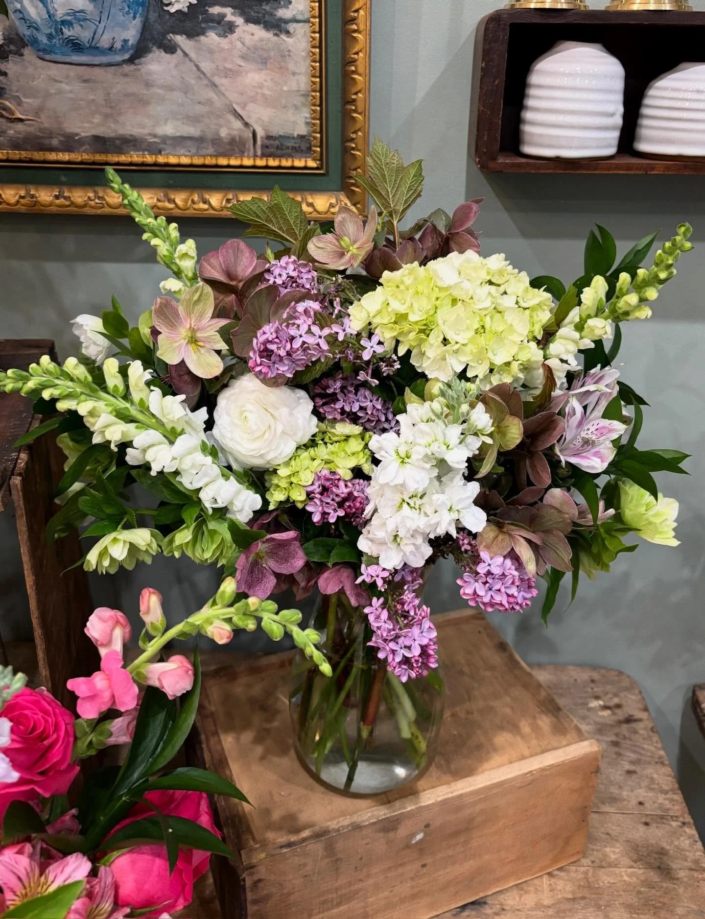 Some of our recent flowery faves here at Bouquet of Granger! 🌸💕 

Stop in and check out all the floral beauty we&rsquo;ve got in the shop M-F, 9AM-6PM. 

#bouquetofgranger #grangerflowers #grangerflorist #flowershop #smallbusiness