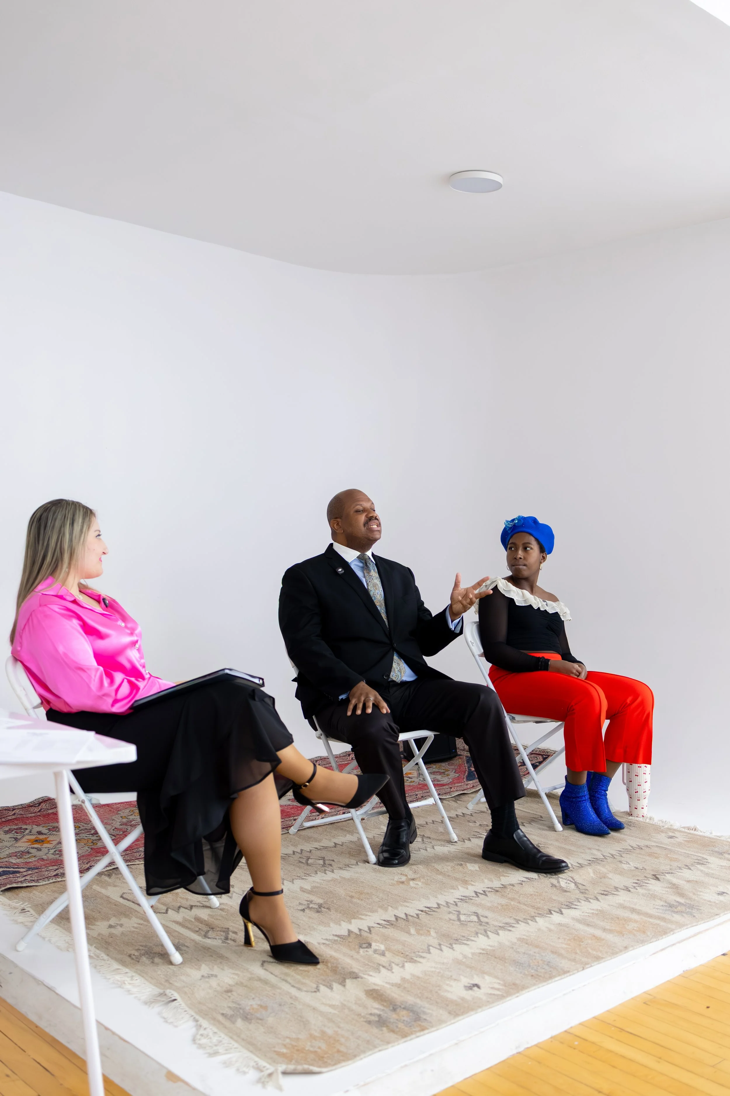 cinderella'sworkshop-066 Panel Dorian.jpg