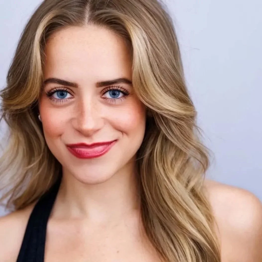 TiffanyFuricchia_Headshot IMAGE.jpg