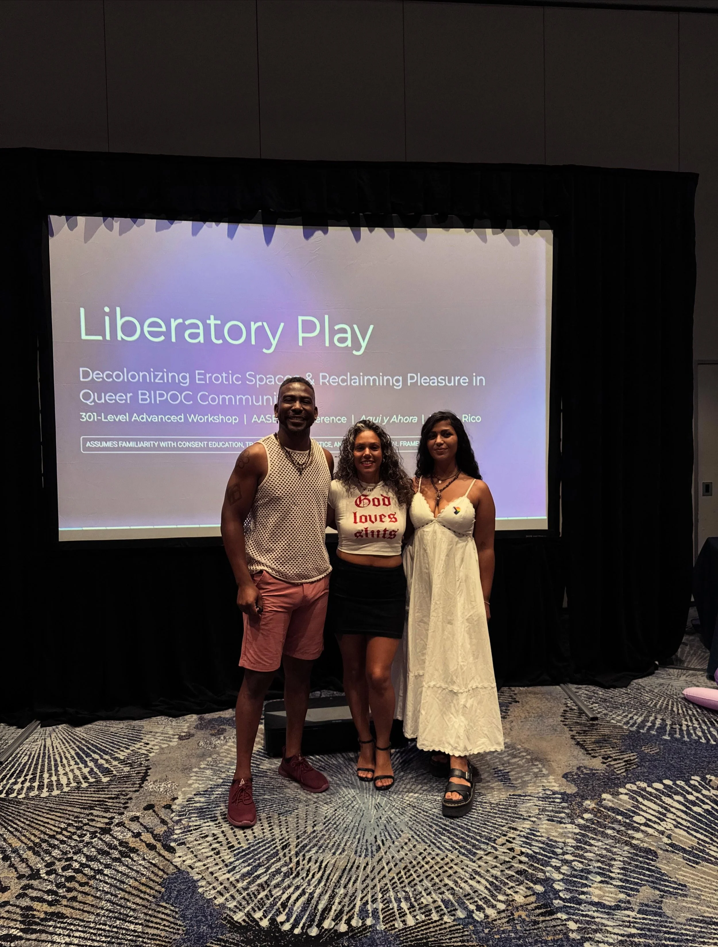 so grateful for the opportunity to work present at @theaasect conference with @dr_christopher_n_smith &amp; @tperalta87 on liberating erotic spaces for queer BIPOC ✨🧚🏾&zwj;♀️

It was powerful to collectively weave theory, storytelling based in live