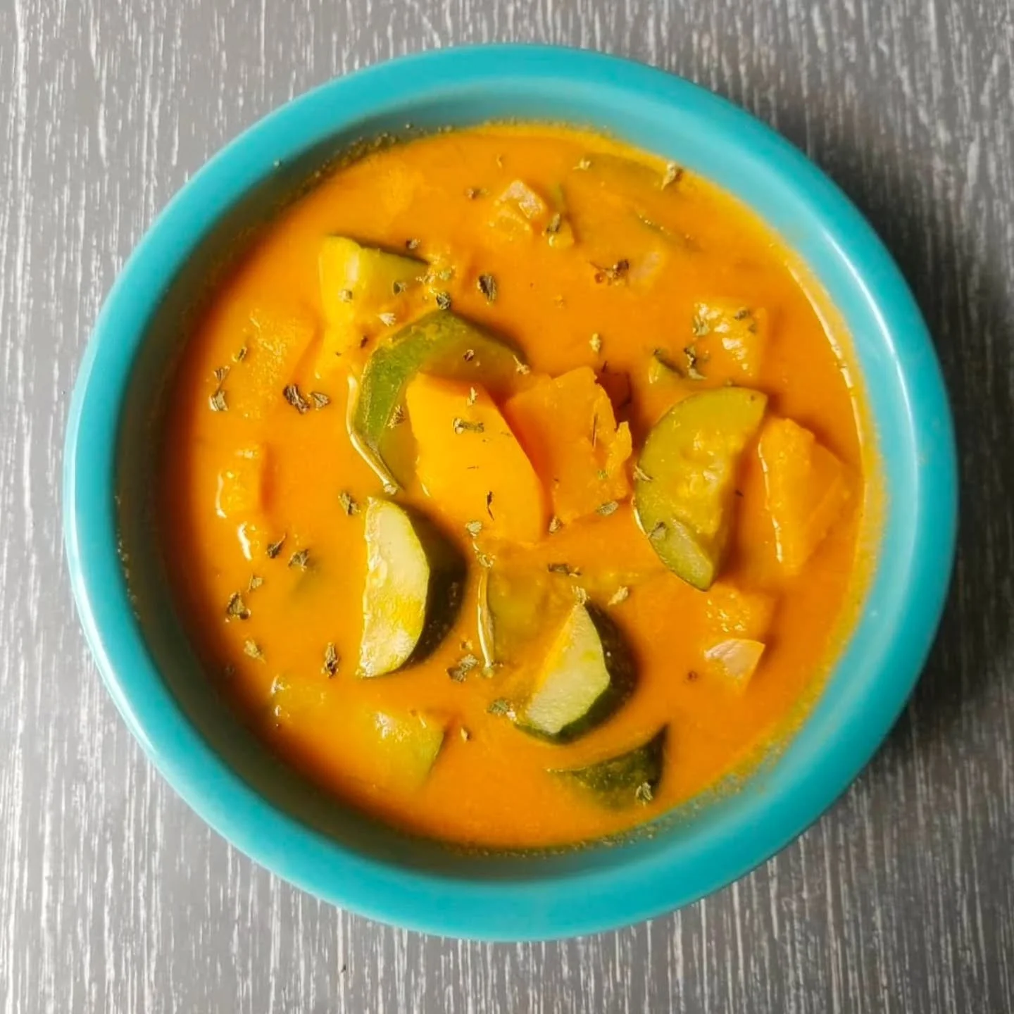 Did You Know? 🤔 | Fun Fact Friday

​Happy Friday! To celebrate National Soup Month, we&rsquo;re looking back at where the idea of "restoration" through food actually started 🥣

​The word "restaurant" originally referred to a hig