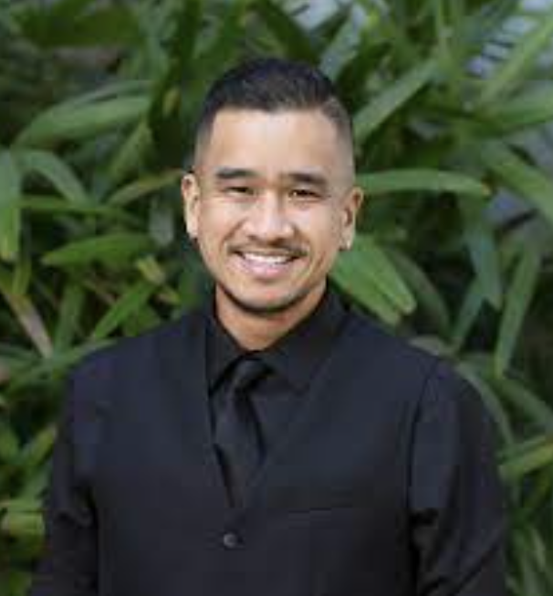 headshot of John Yabes