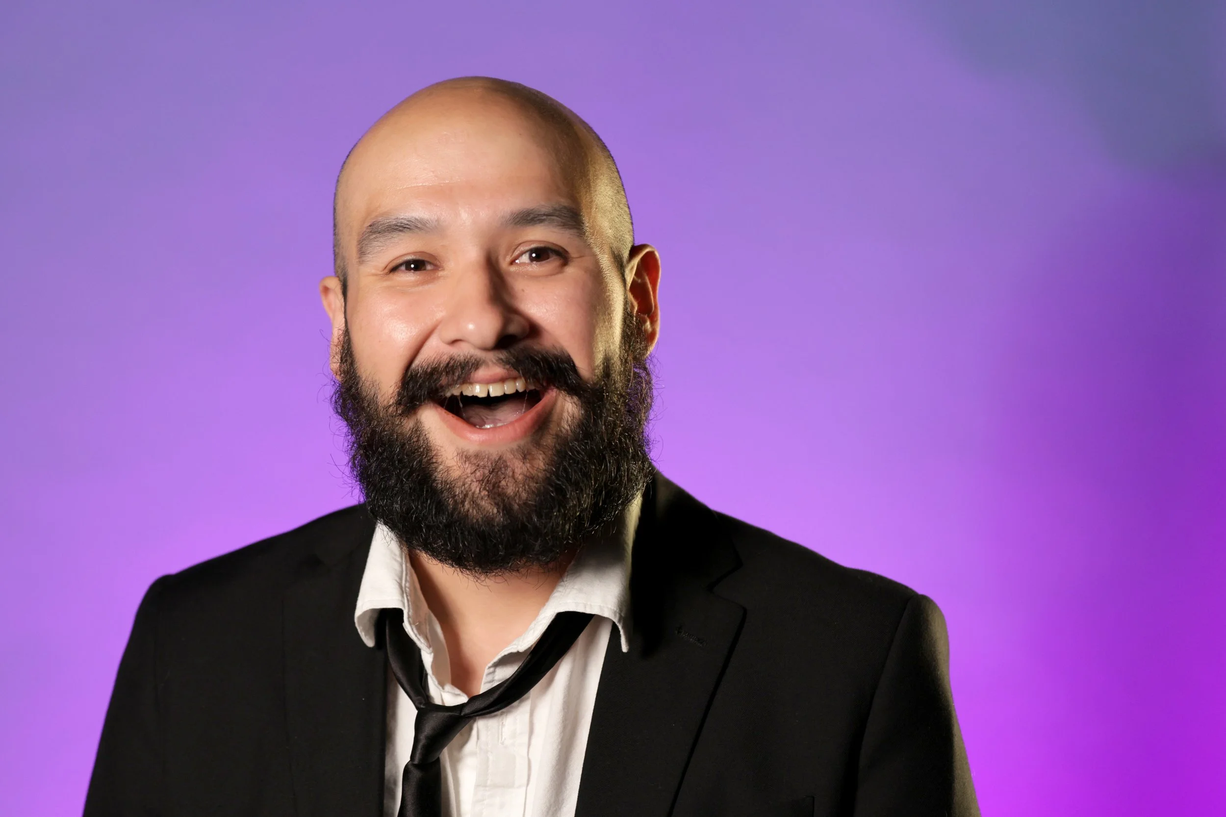 Erik Escobar headshot