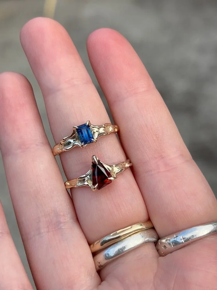 💎 HOBART GEMSHOW 2026 💎

Come find us at the Hobart Gemshow this Saturday &amp; Sunday!! 

We will have our biggest spread of the year with three tables PACKED full of ethical Tasmanian gemstone &amp; mineral goodies. We have something for everyone