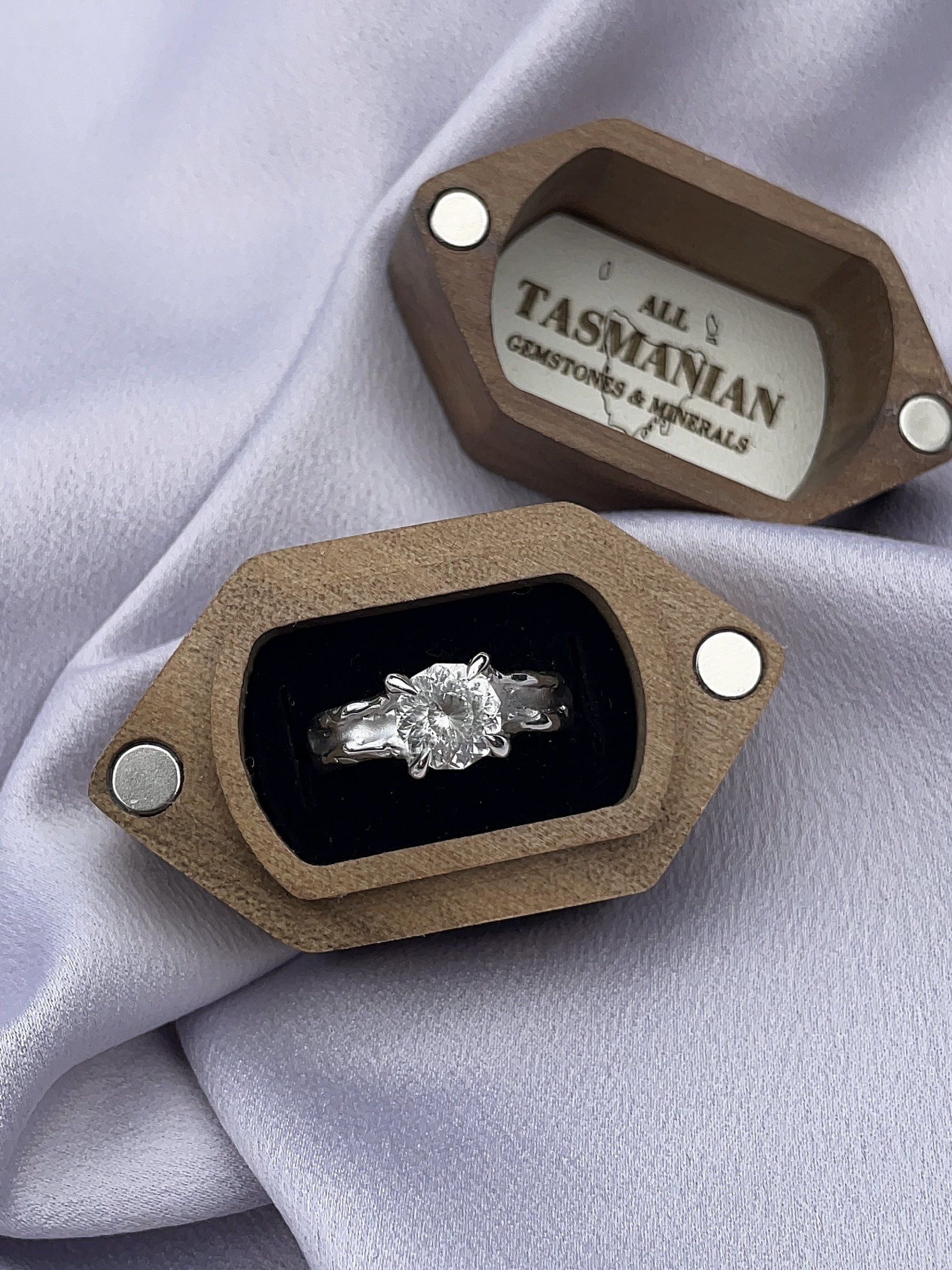 tasmanian killiecrankie diamond & solid sterling silver