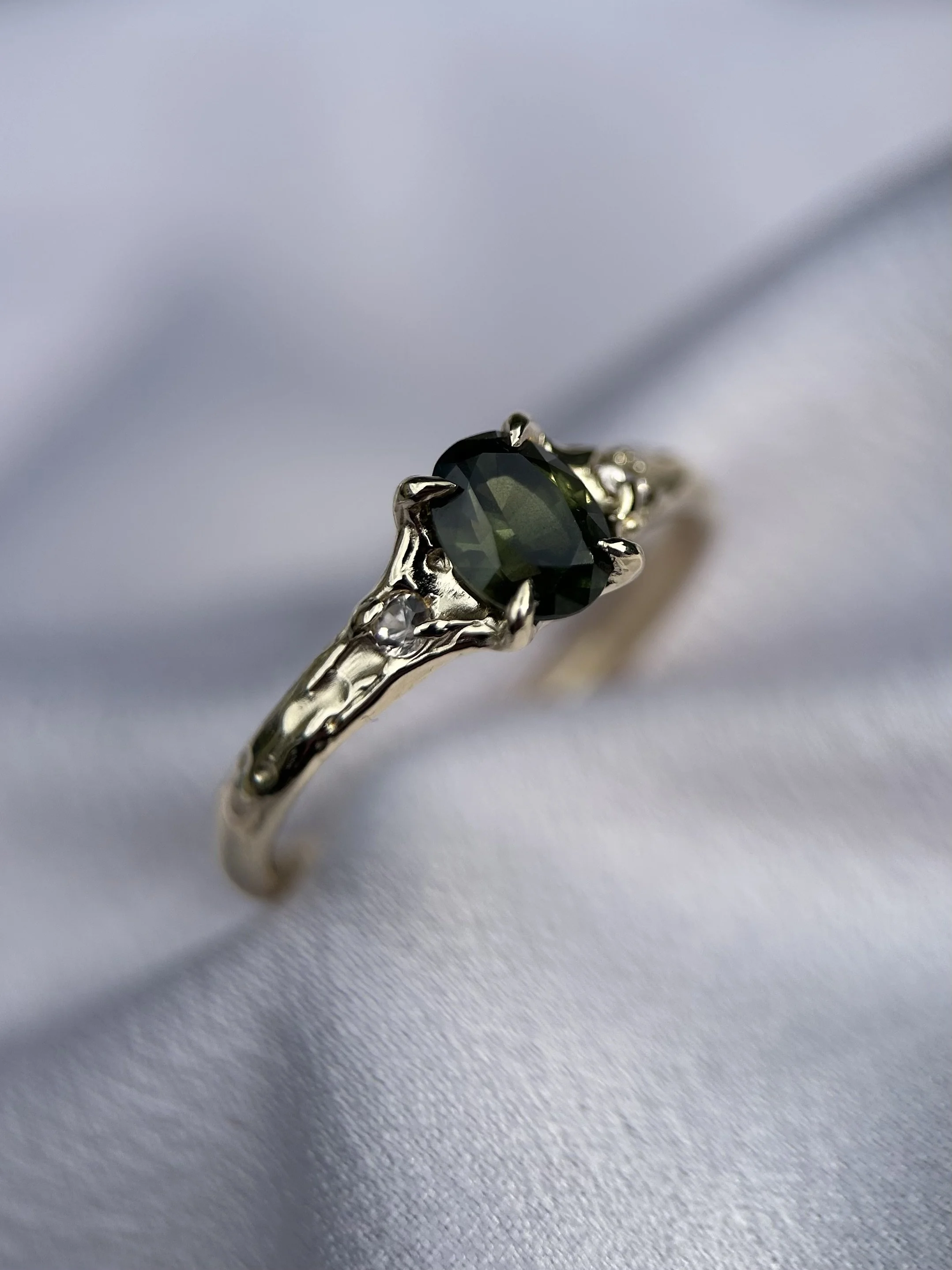 tasmanian sapphire & zircons in solid 9ct gold