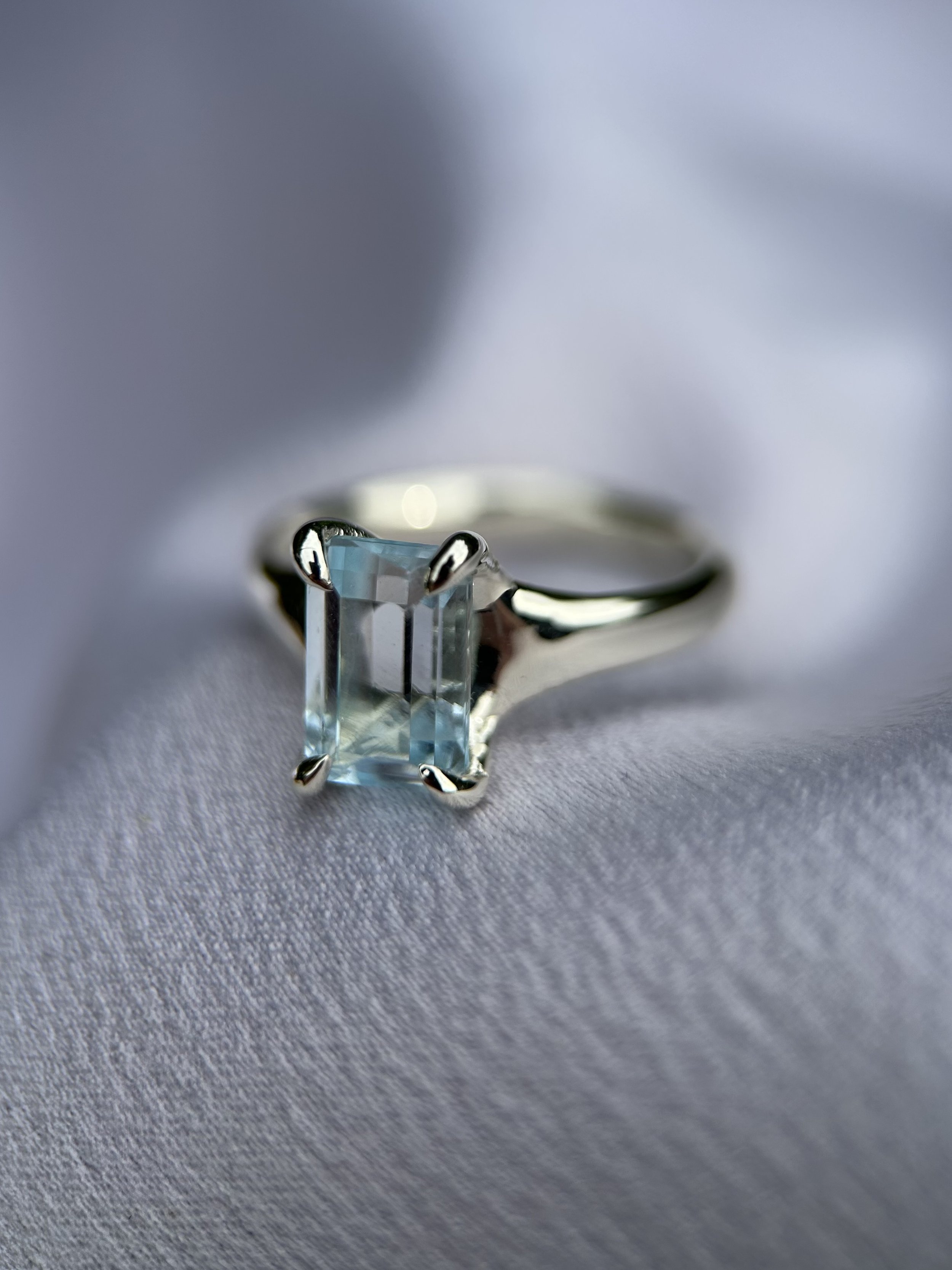 tasmanian killiecrankie diamond & solid 9ct white gold