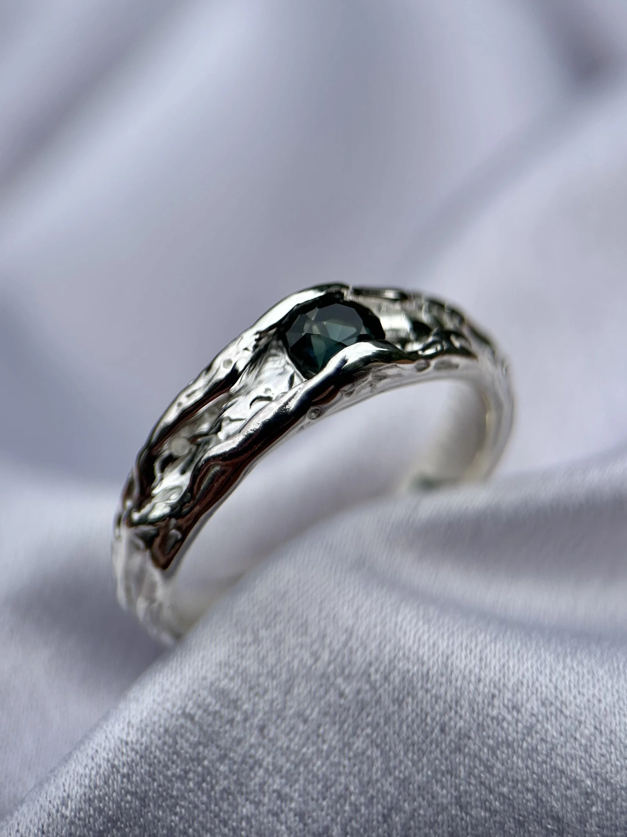 tasmanian sapphire & solid sterling silver